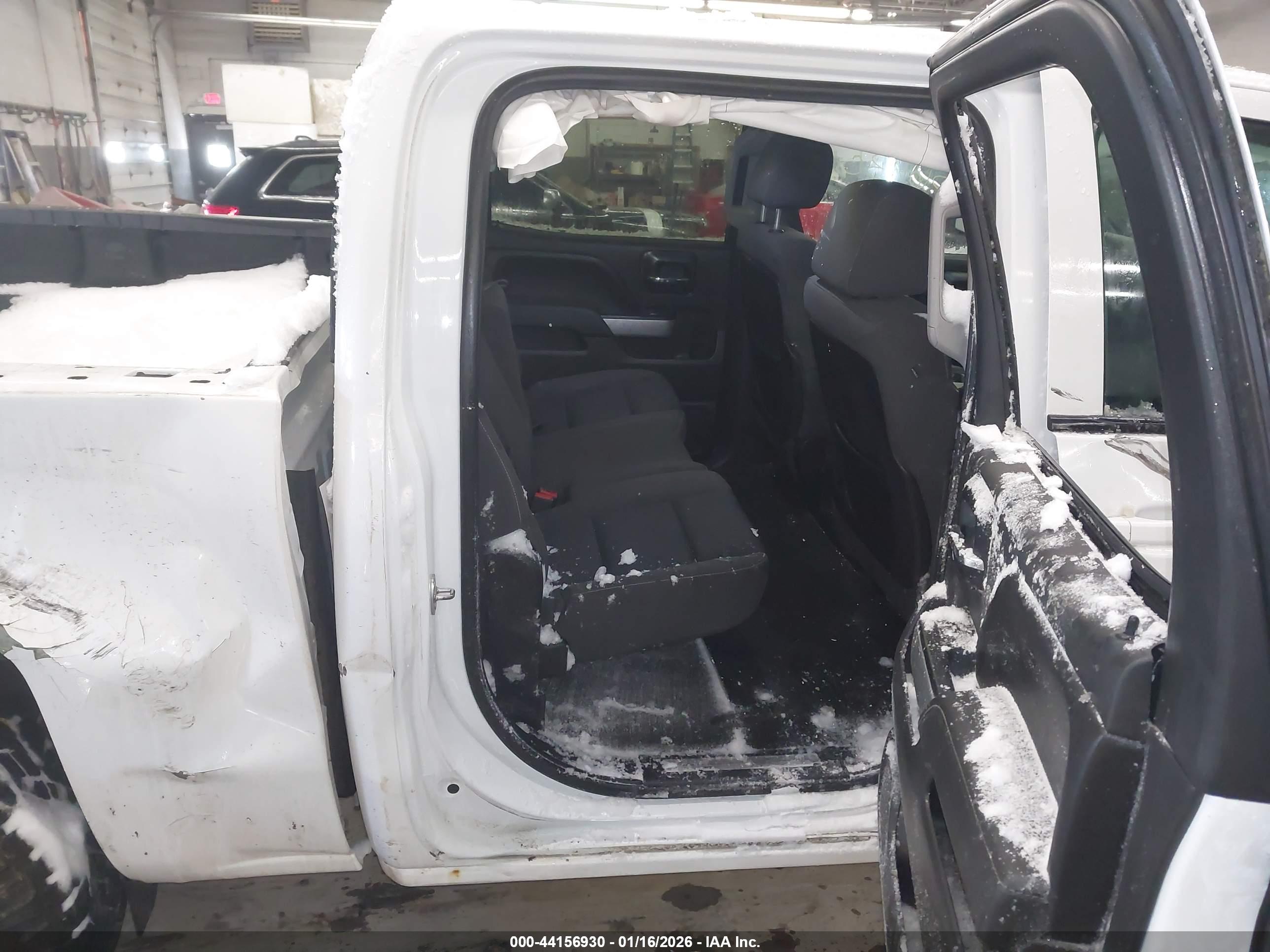 CHEVROLET SILVERADO image 8