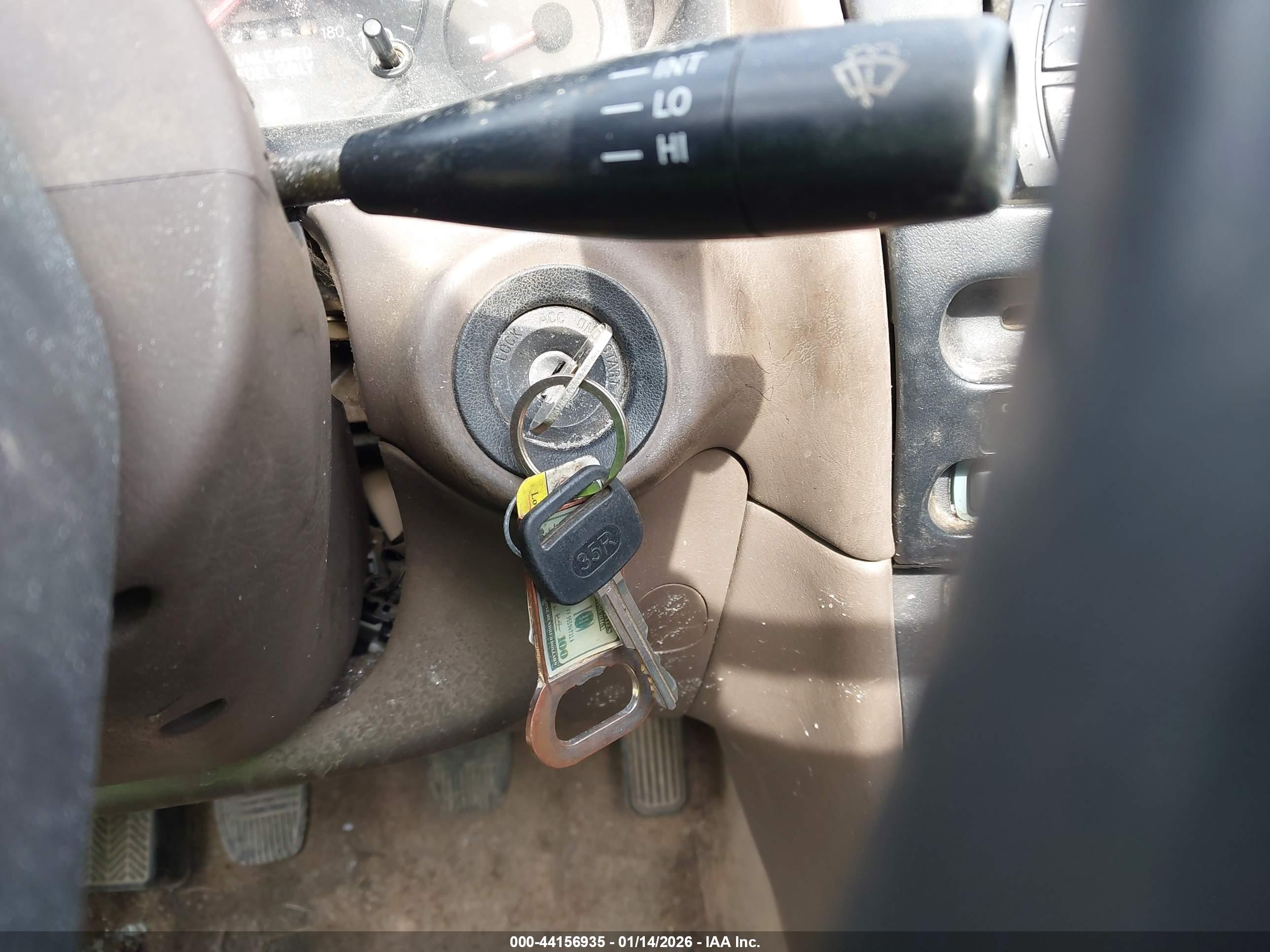 TOYOTA COROLLA image 11