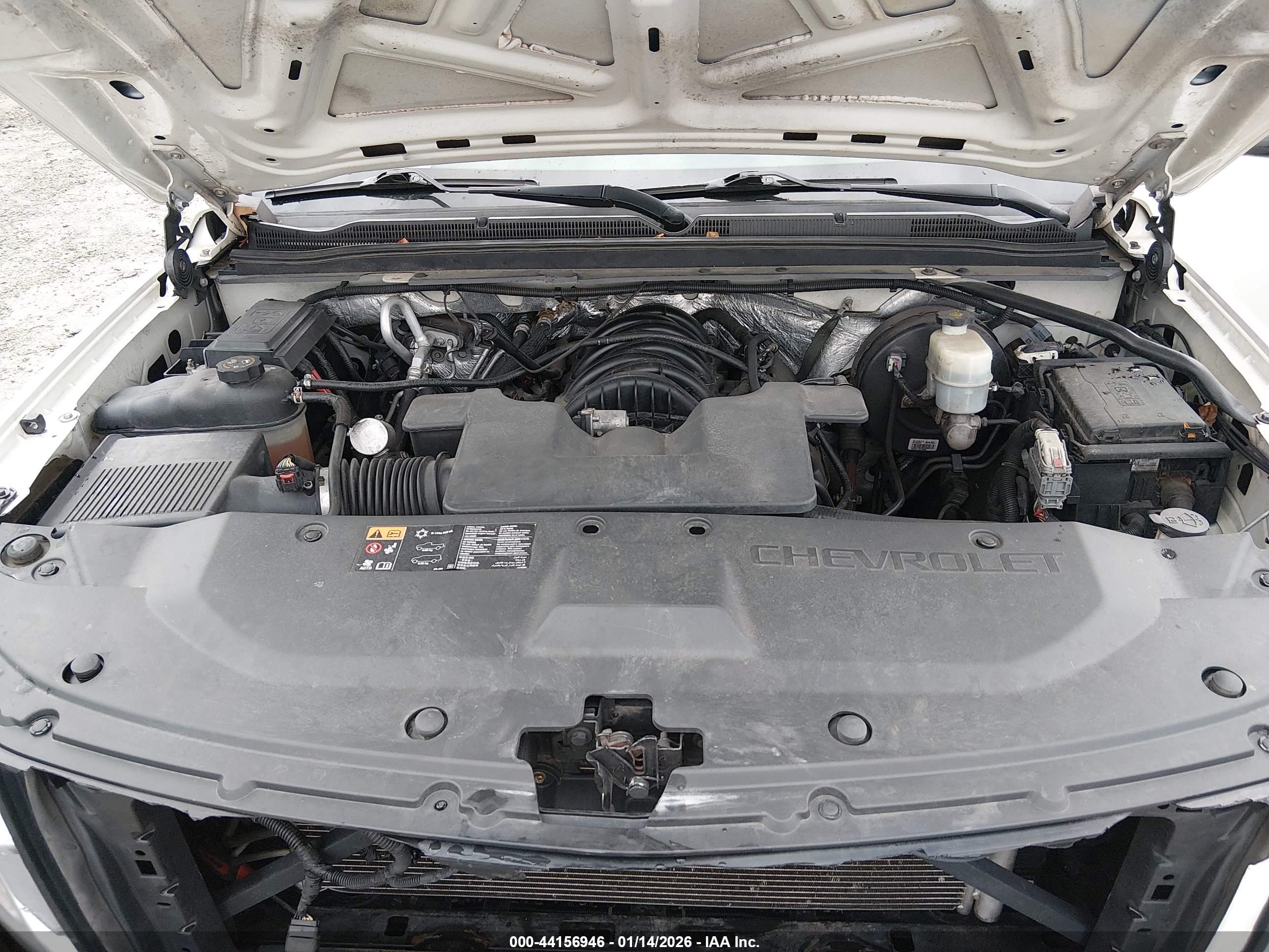 CHEVROLET SUBURBAN image 10