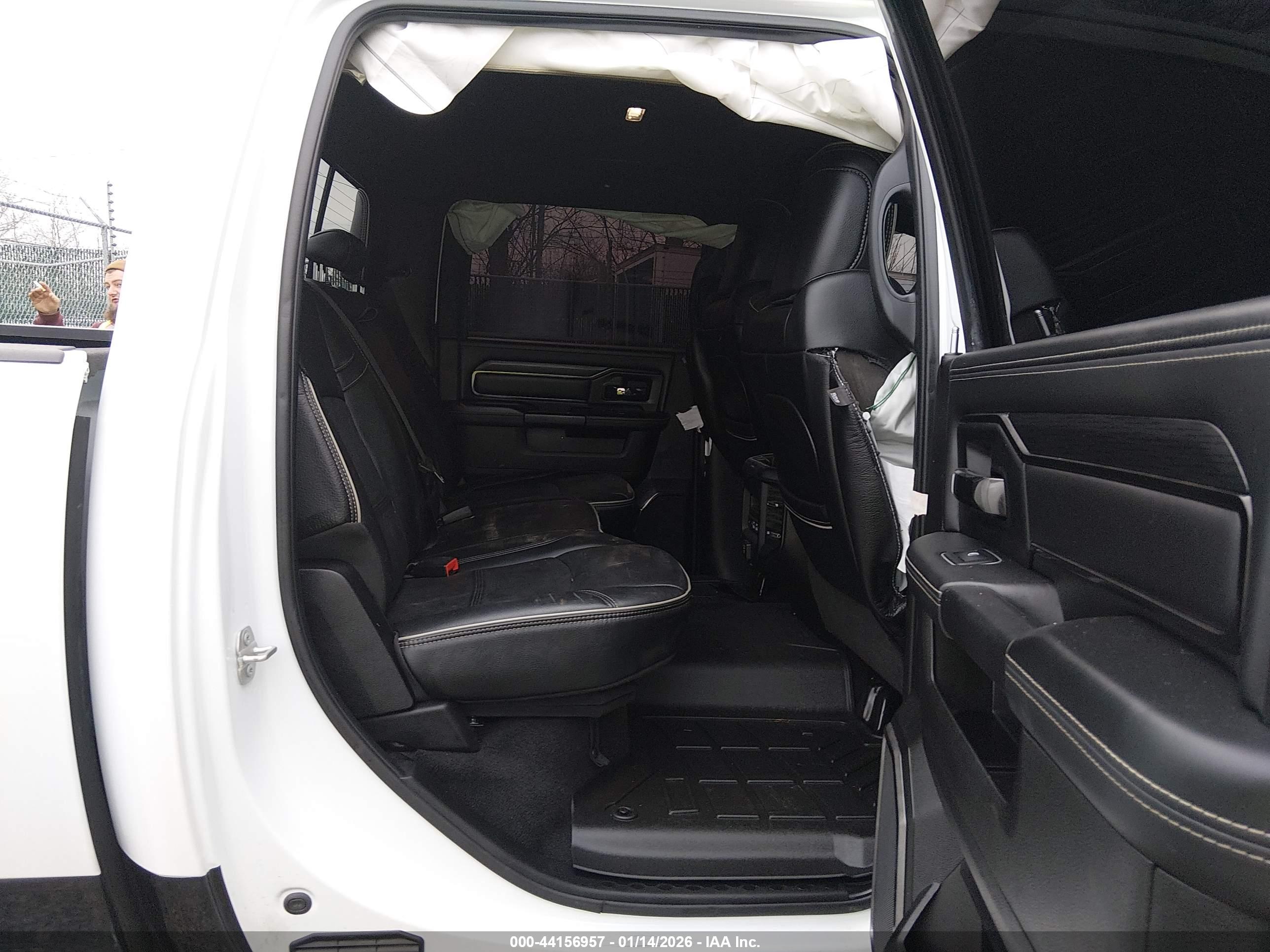 RAM 2500 image 8