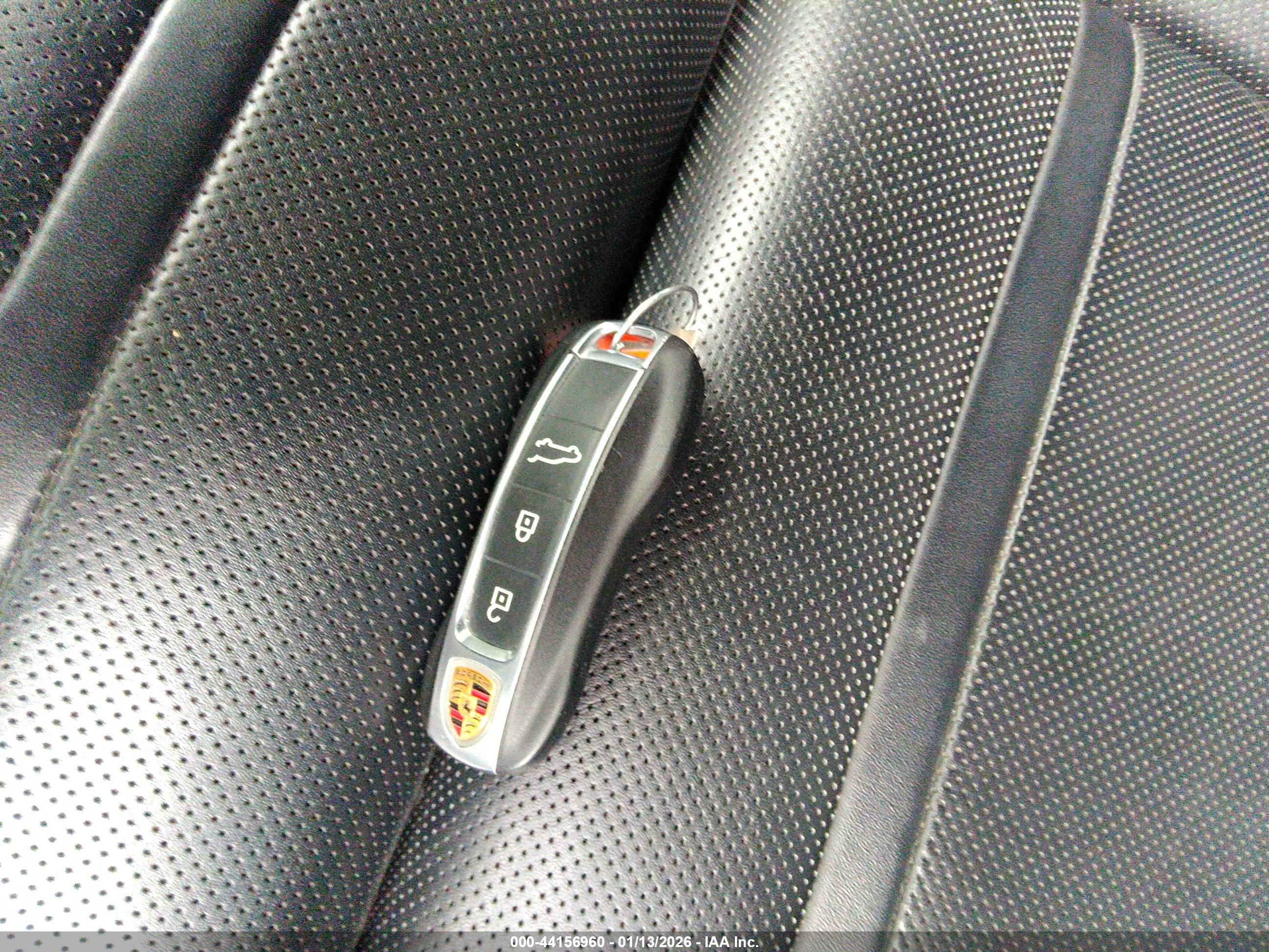PORSCHE CAYENNE image 11