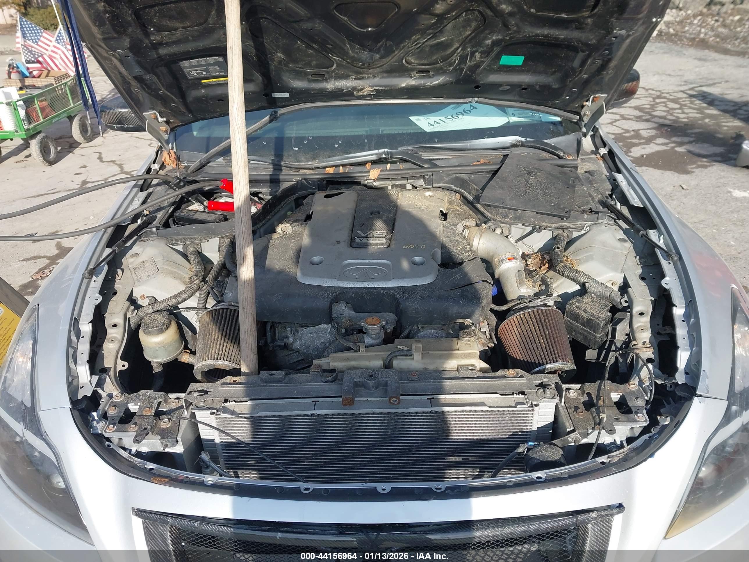 INFINITI G37 image 10