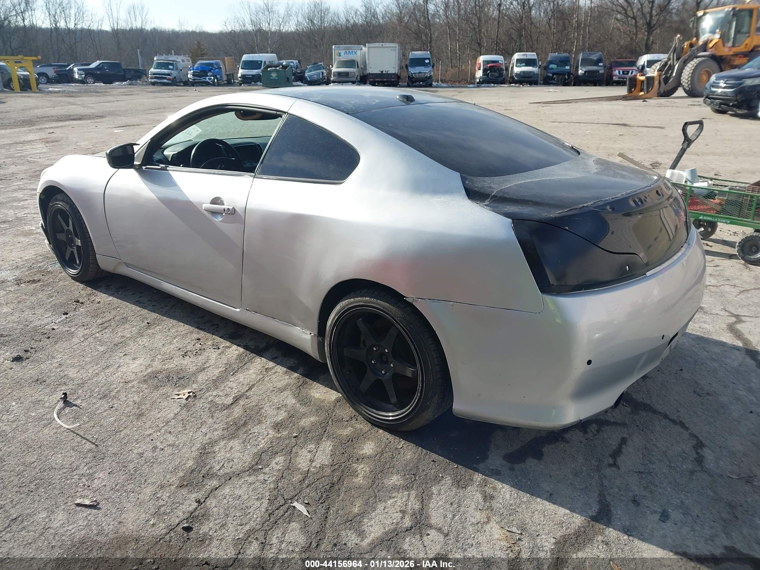 INFINITI G37 image 3