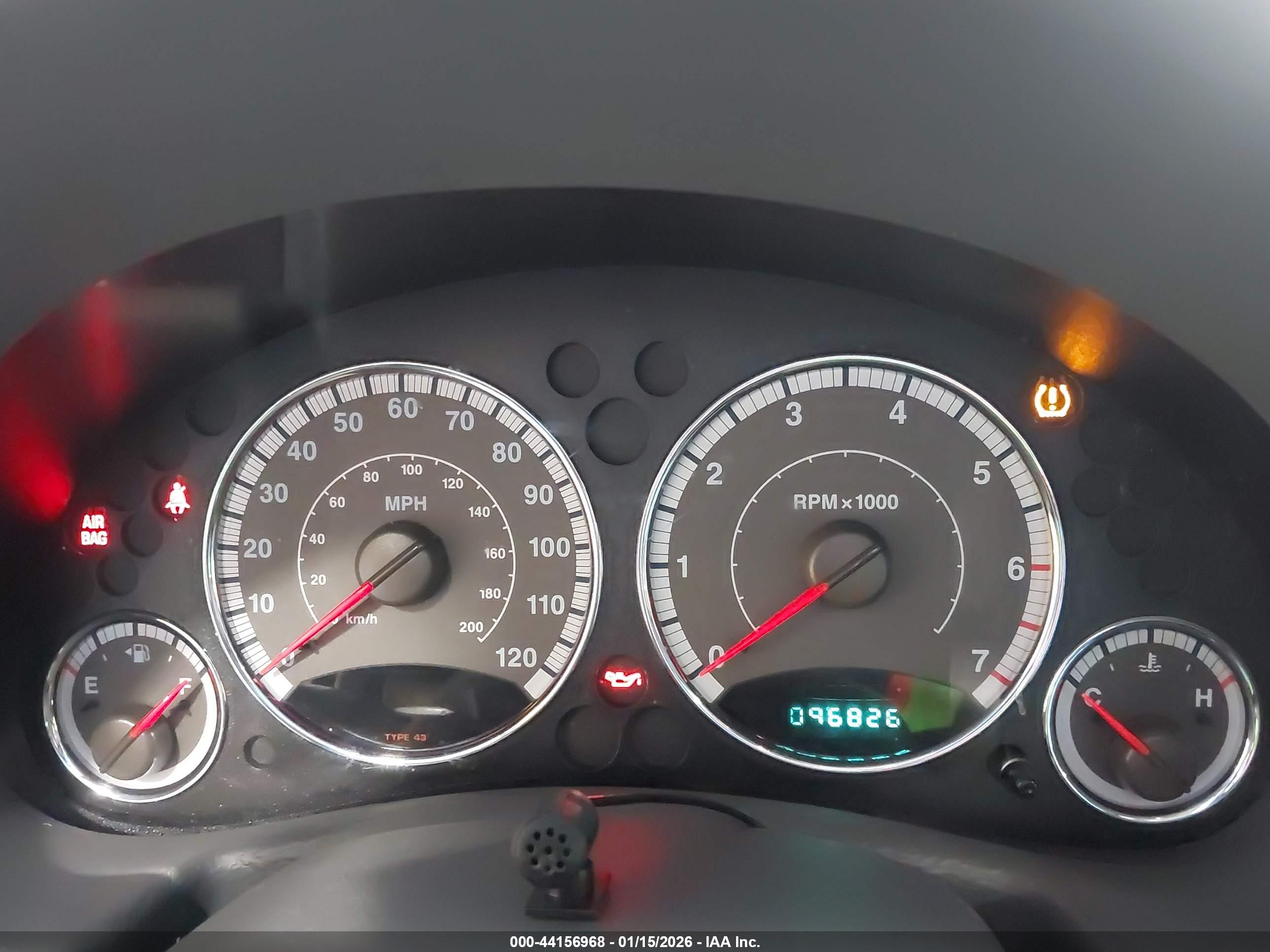 JEEP LIBERTY image 7