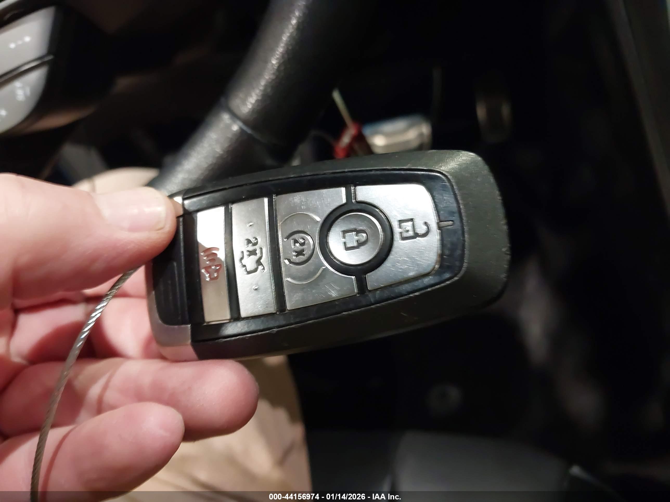 FORD FUSION image 11