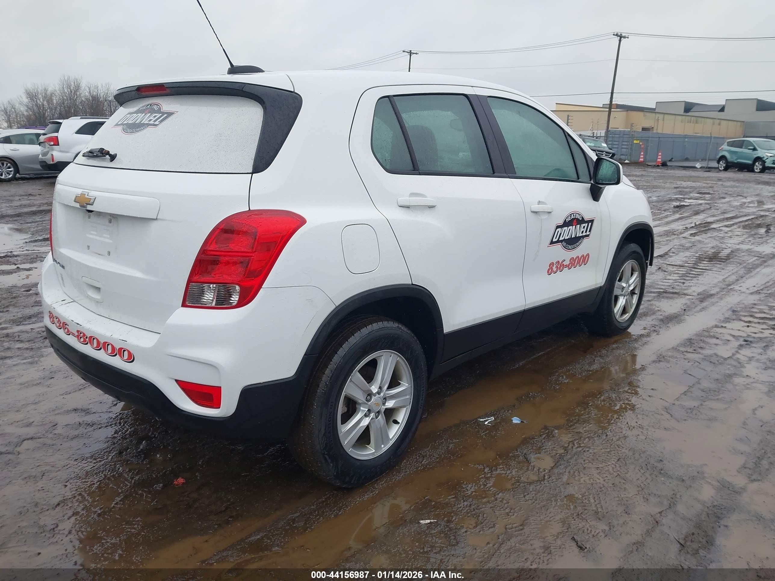 CHEVROLET TRAX image 4