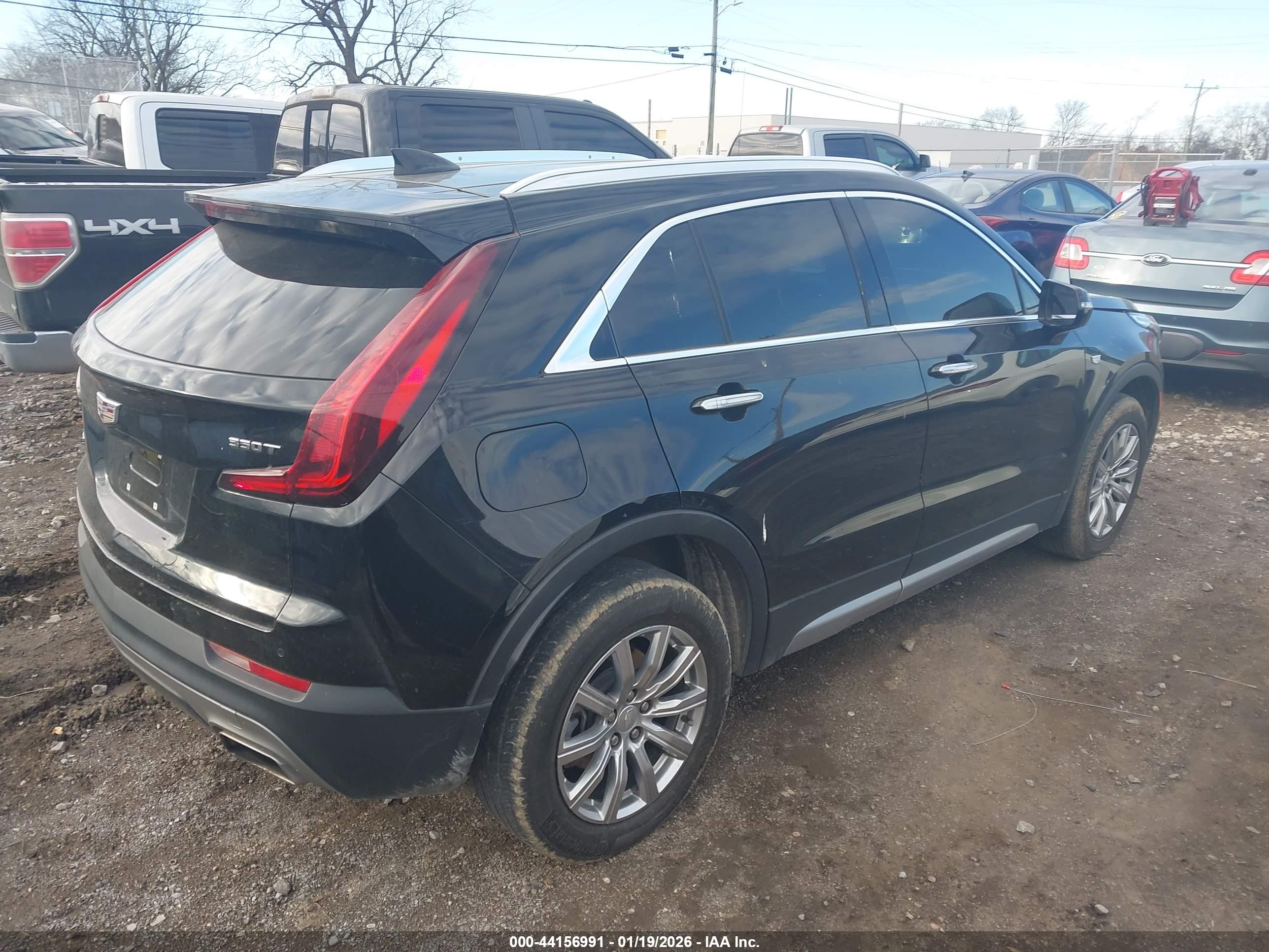 CADILLAC XT4 image 4