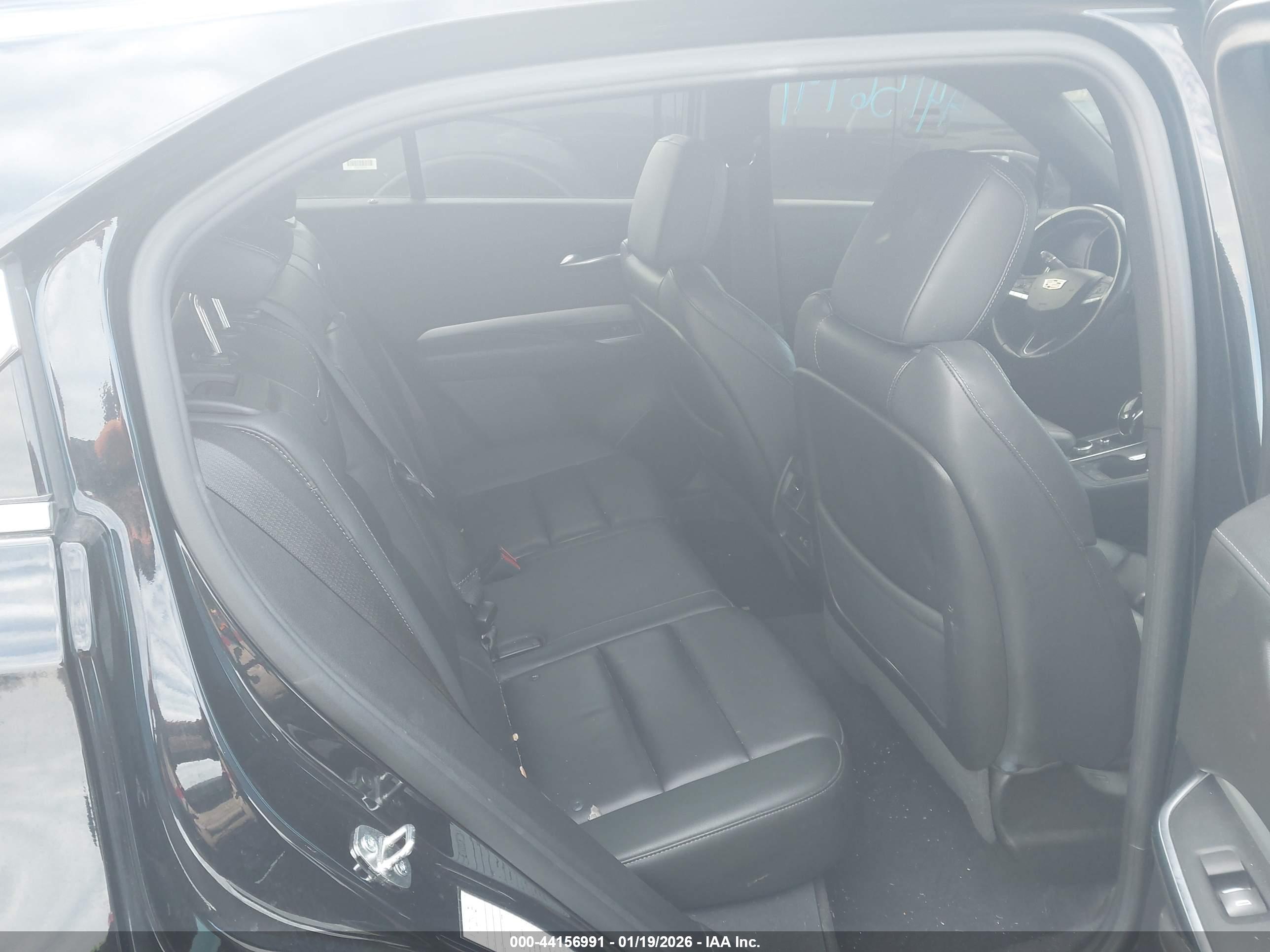 CADILLAC XT4 image 8