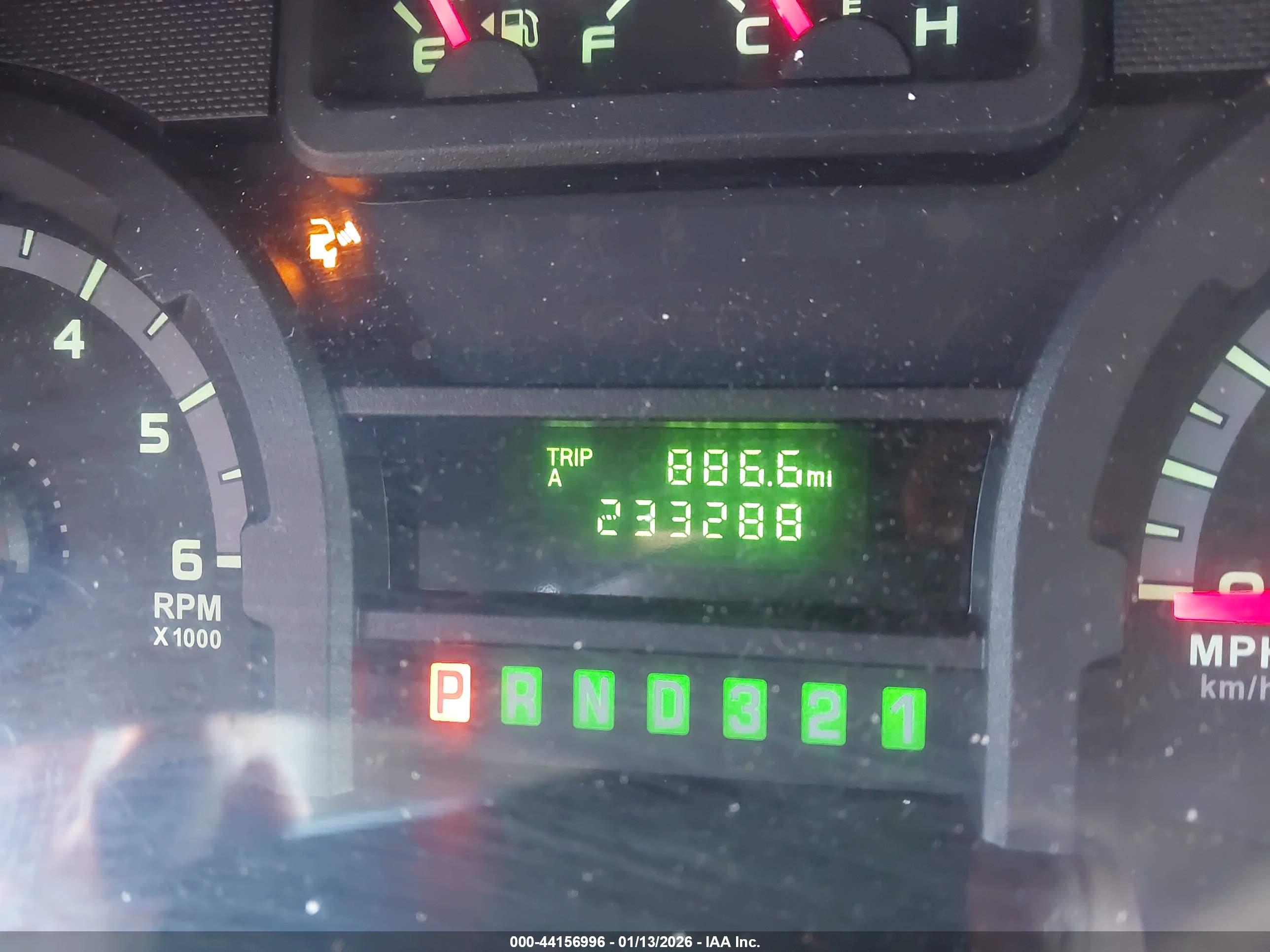 FORD E-350 image 6