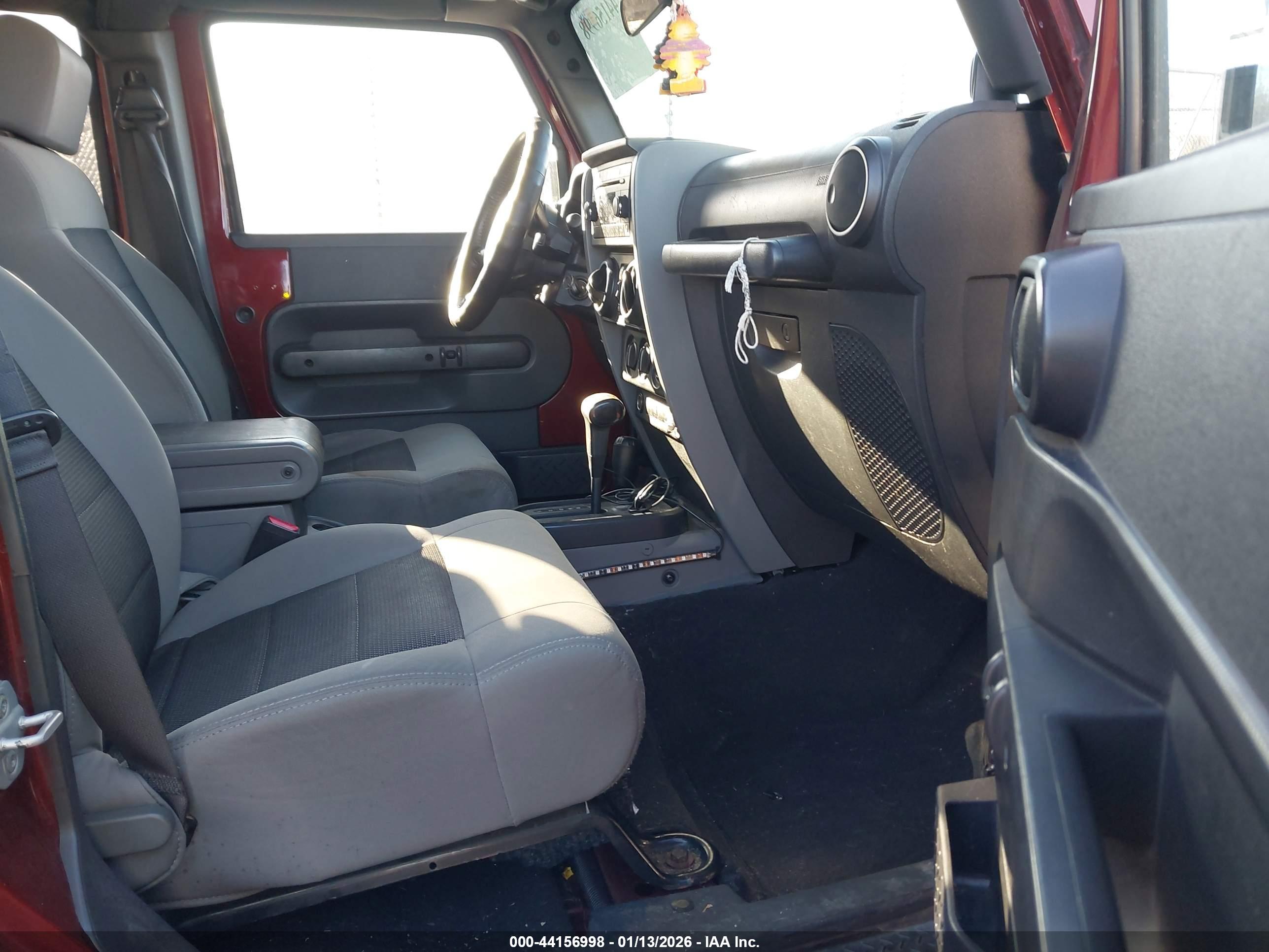 JEEP WRANGLER image 5