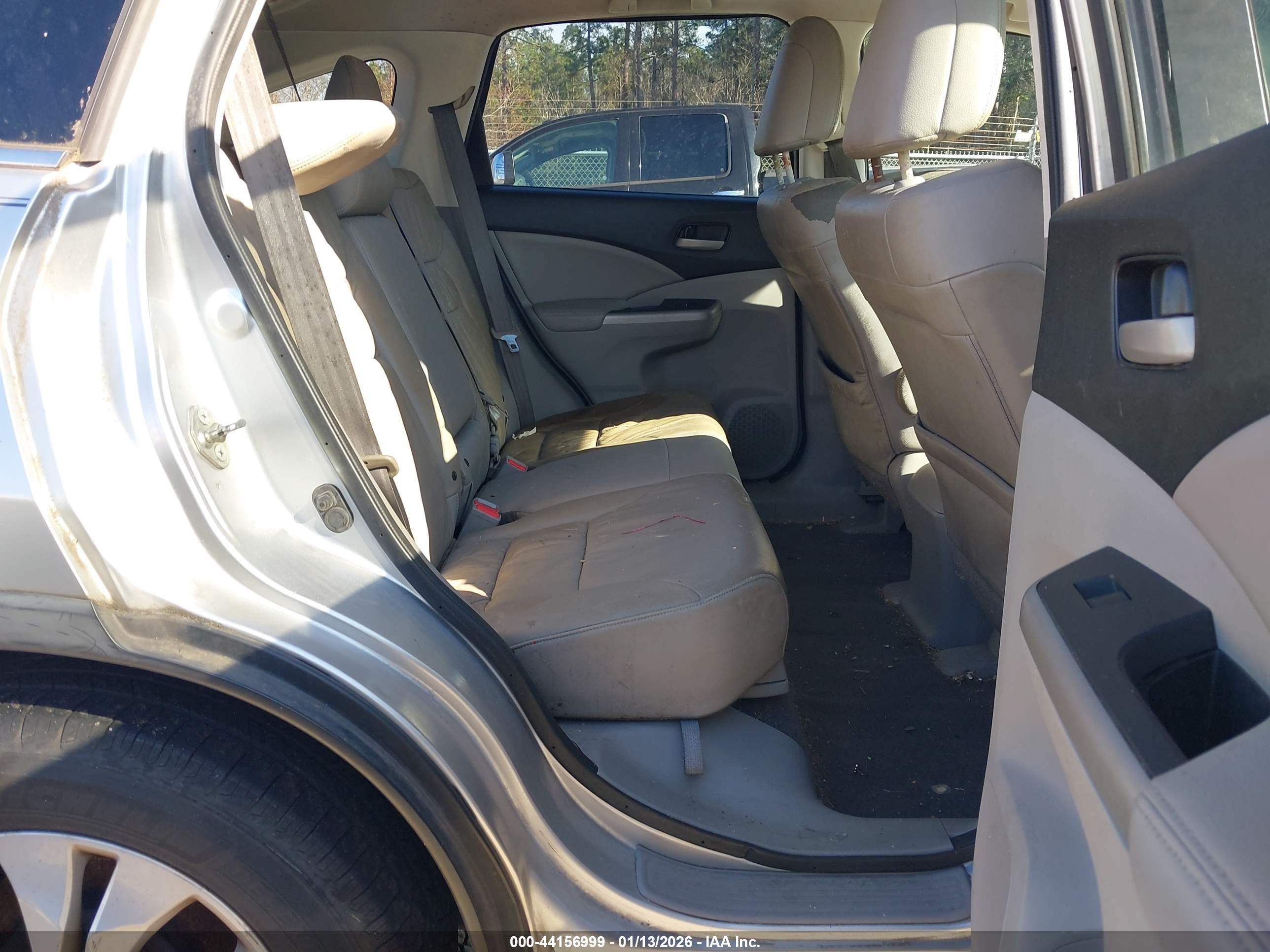 HONDA CR-V image 8