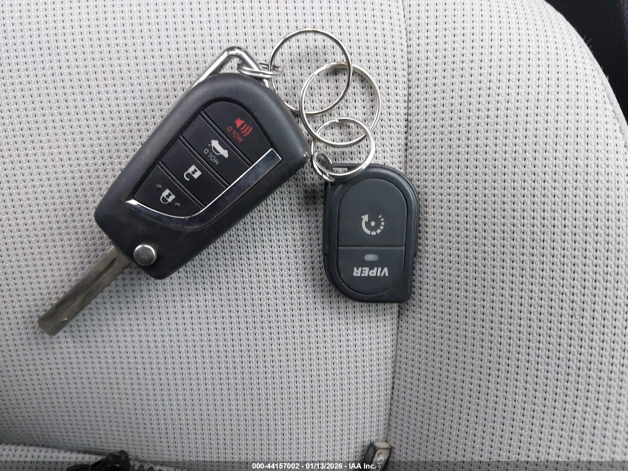 TOYOTA COROLLA image 11
