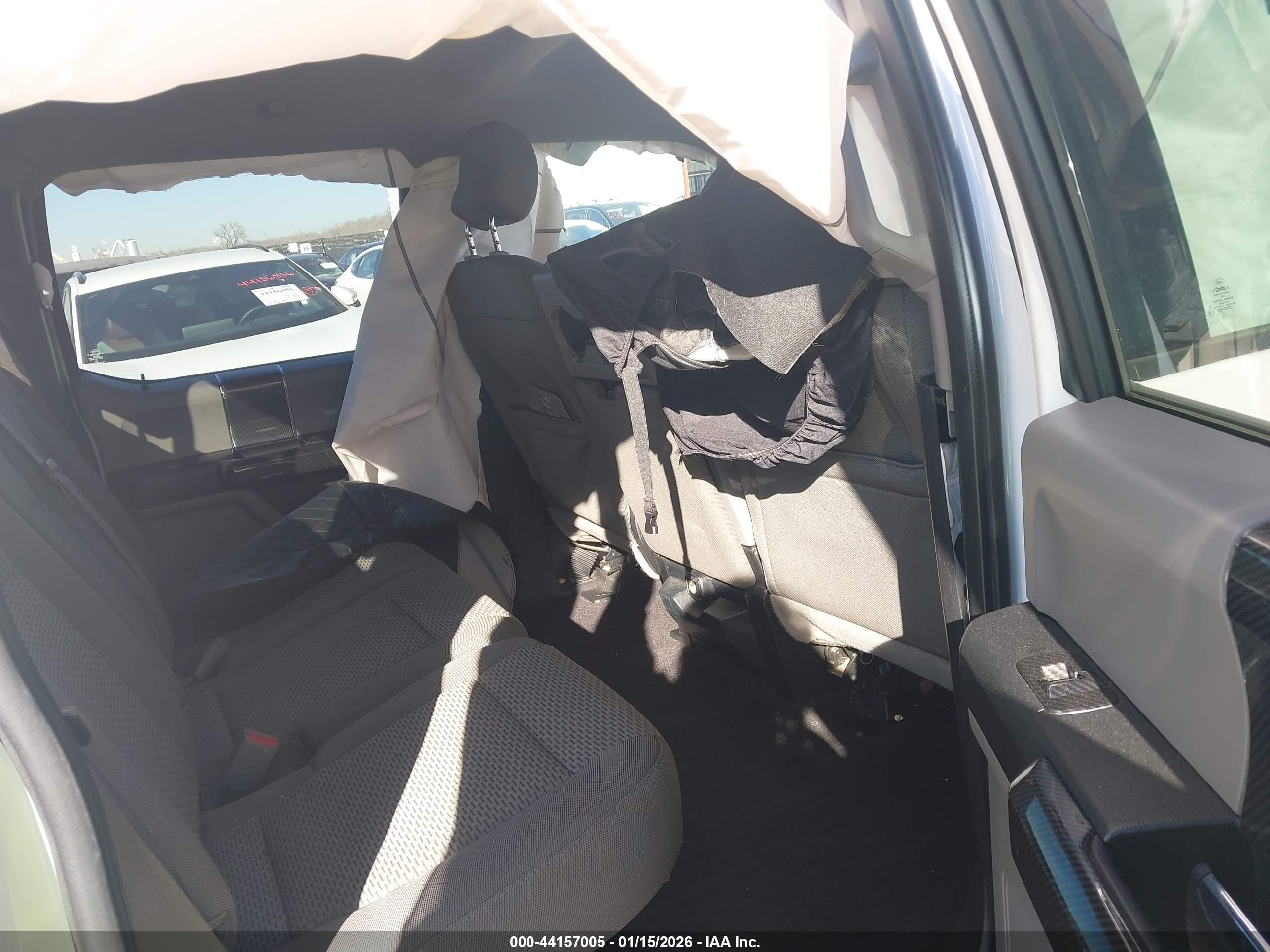 FORD F-150 image 8