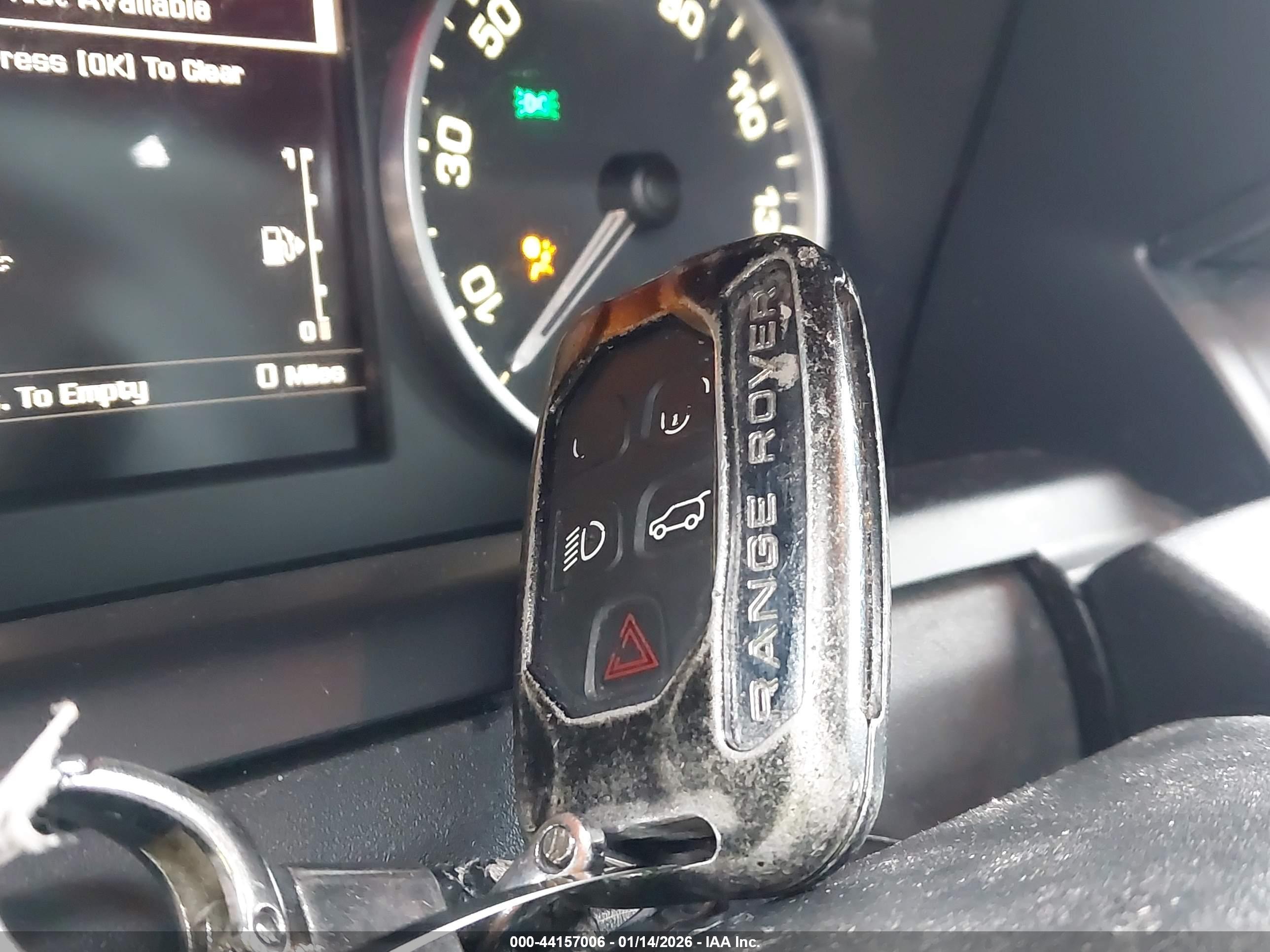 LAND ROVER image 11