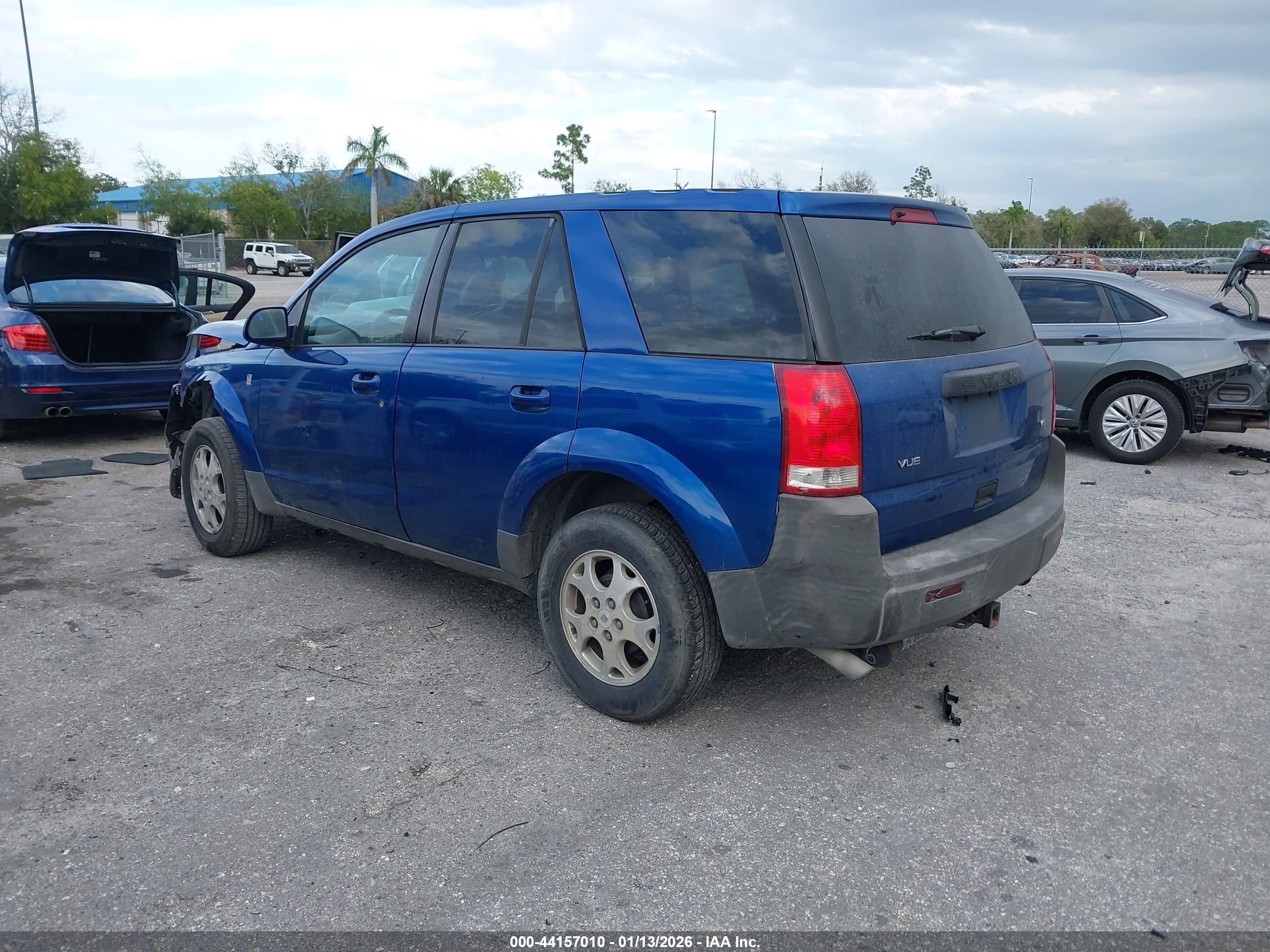 SATURN VUE image 3