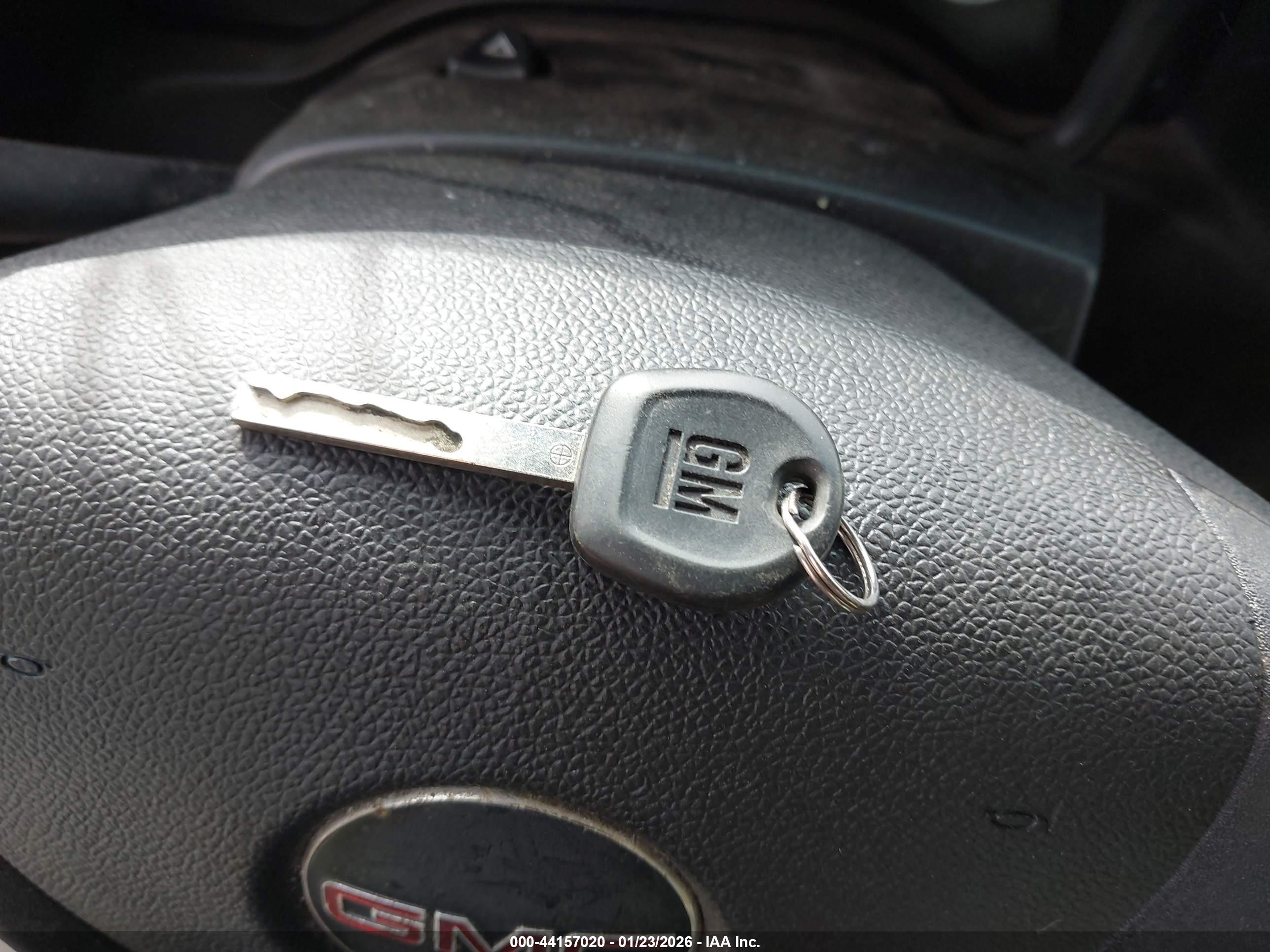 GMC SAVANA image 11