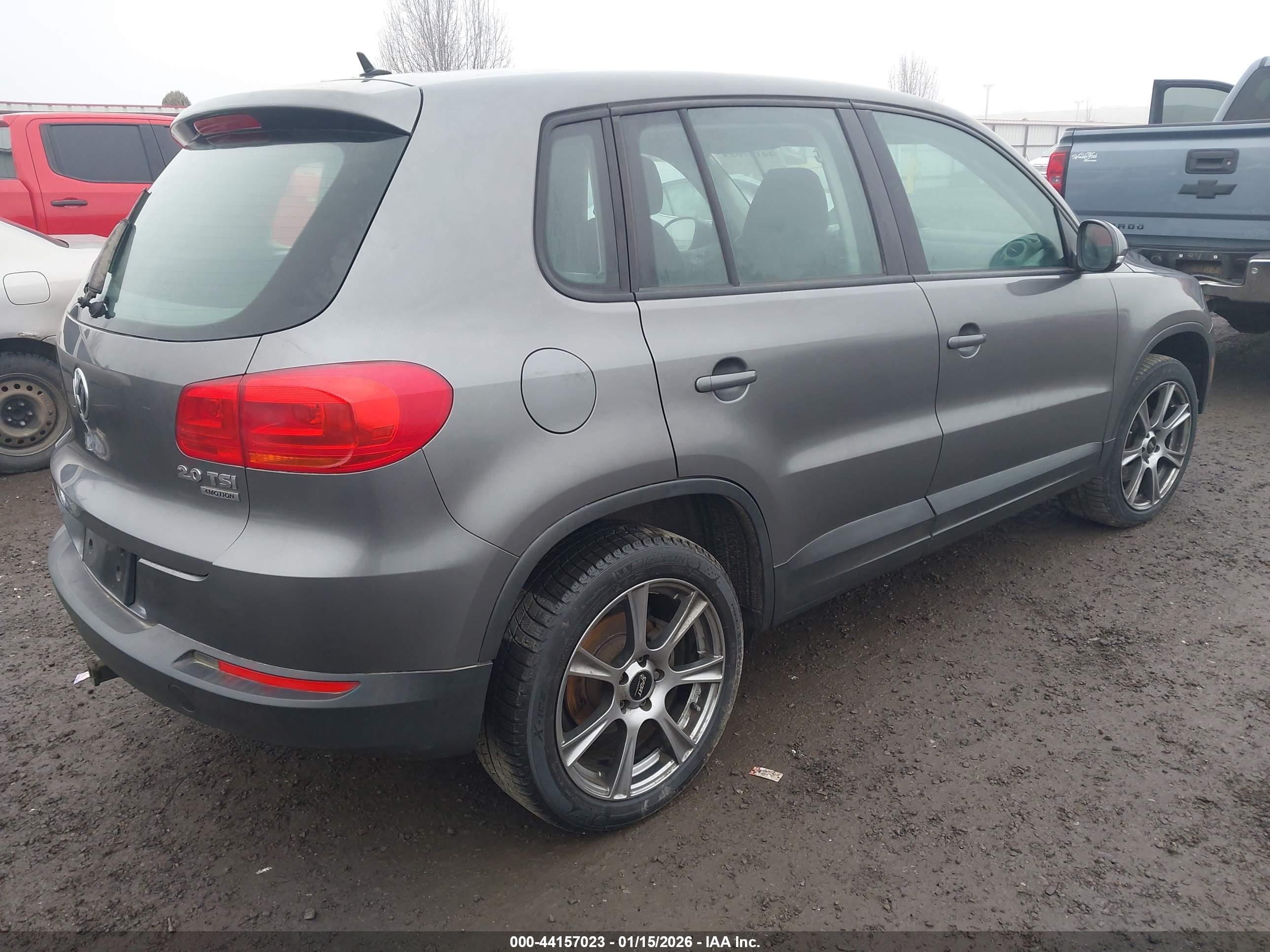 VOLKSWAGEN TIGUAN image 4