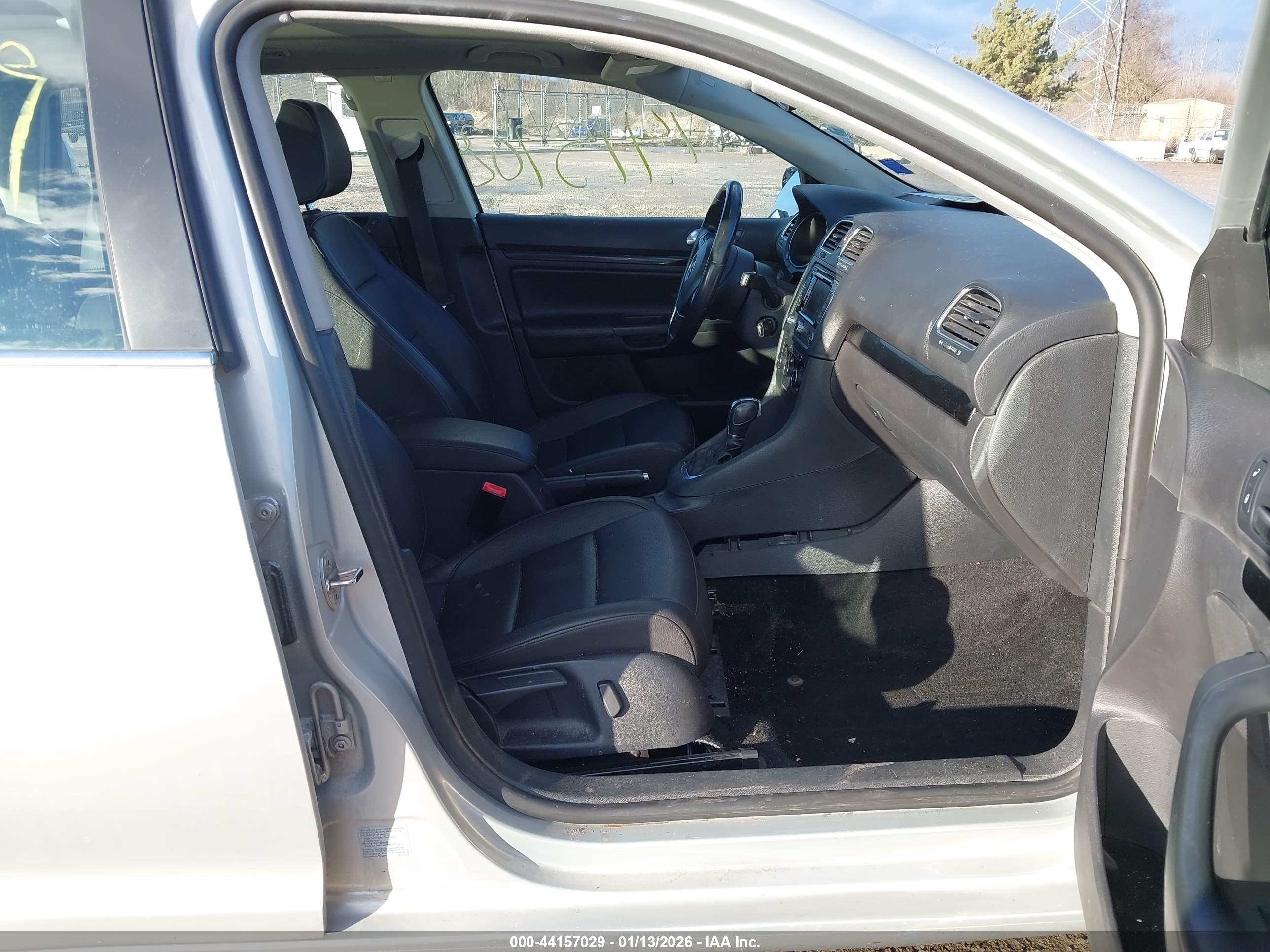 VOLKSWAGEN JETTA image 5