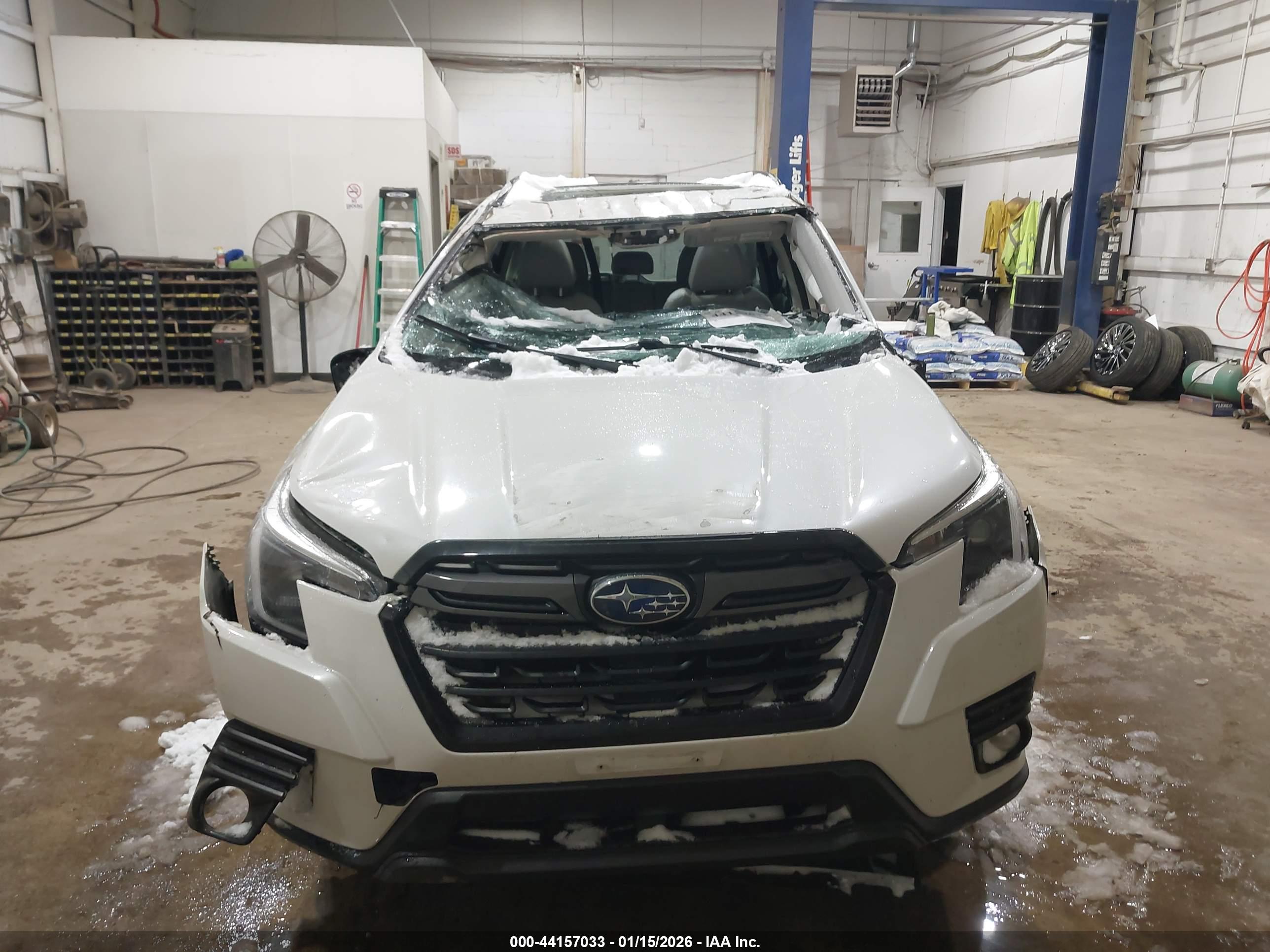 SUBARU FORESTER image 6