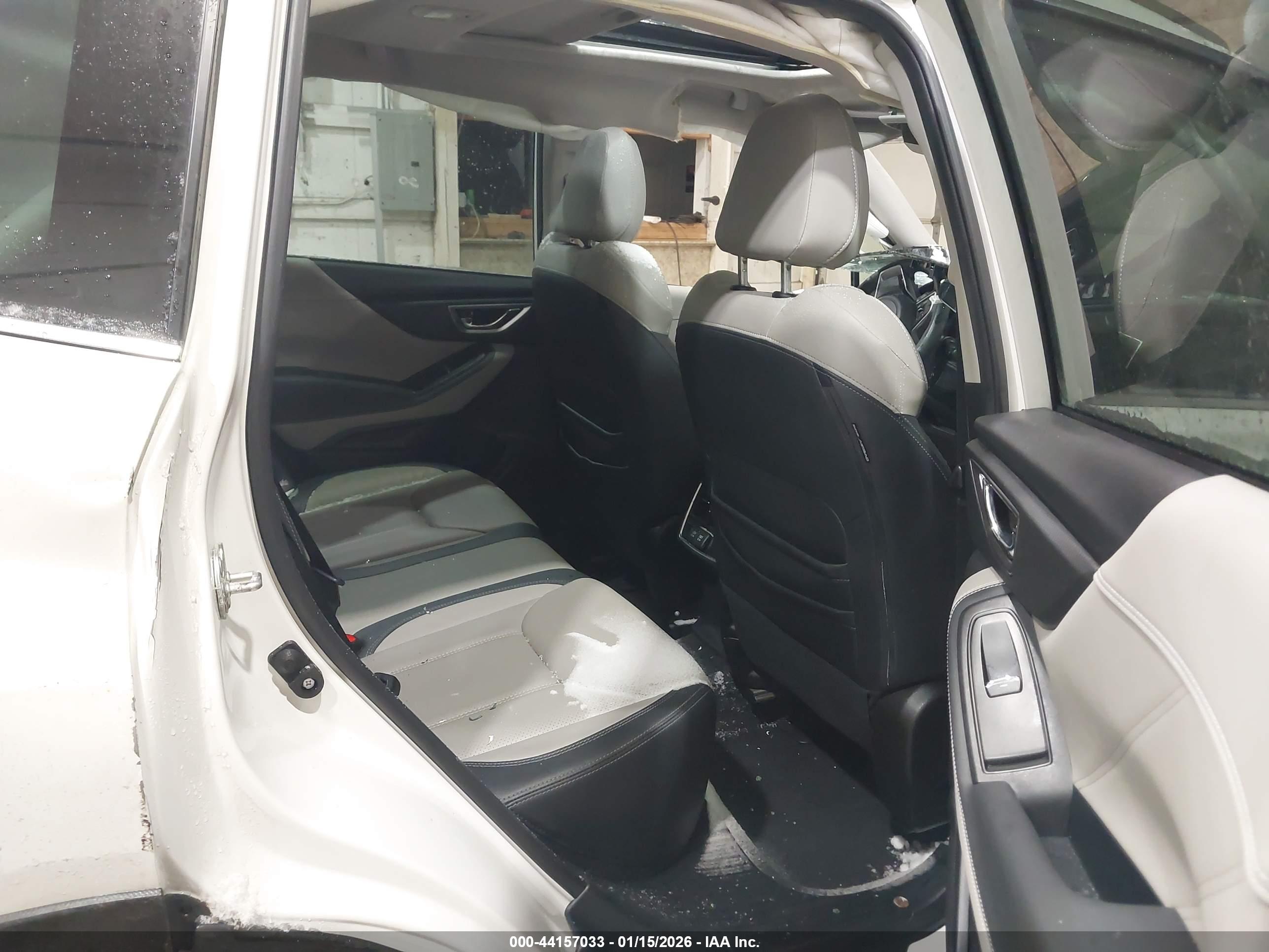SUBARU FORESTER image 8