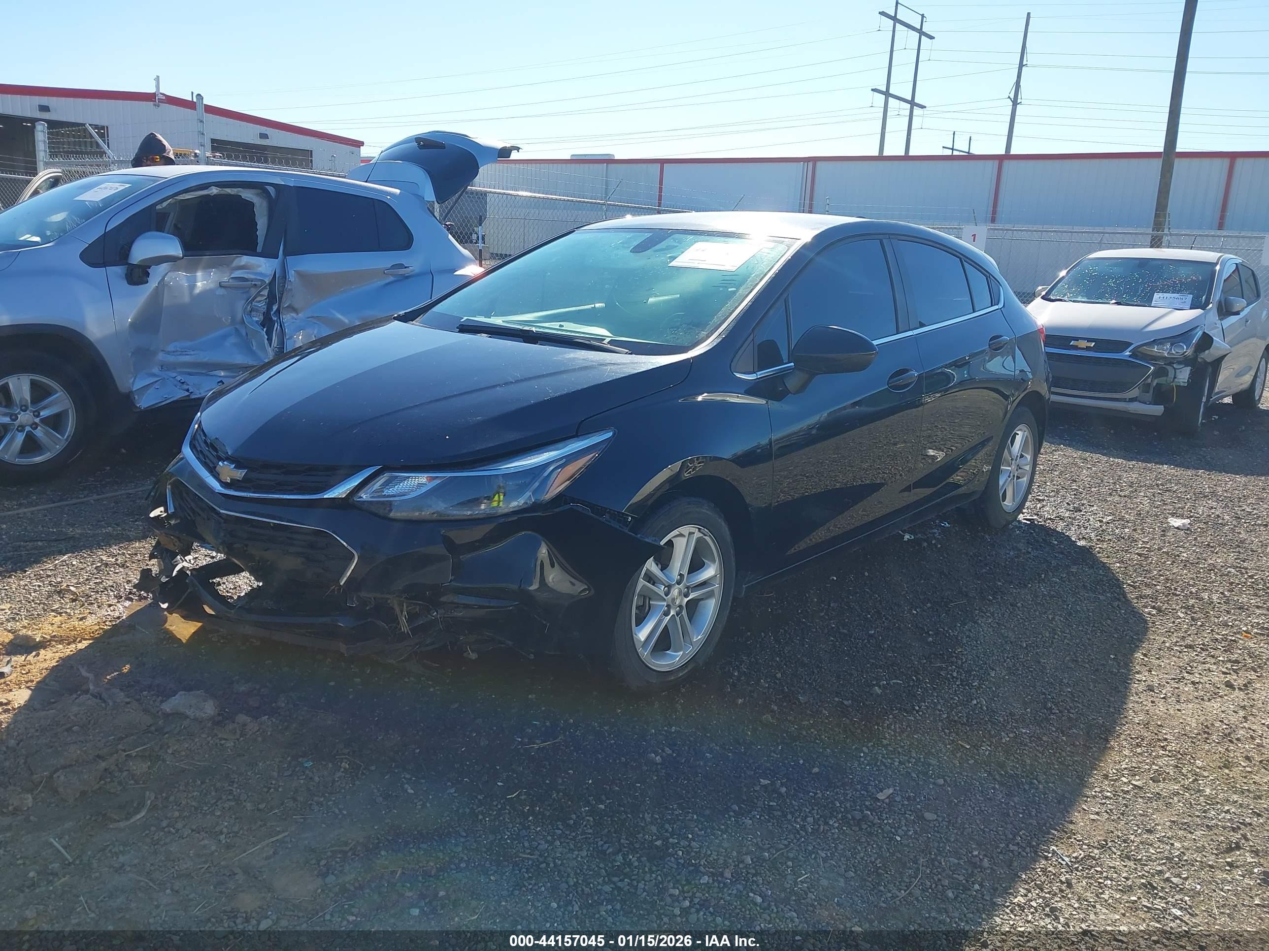 CHEVROLET CRUZE image 2