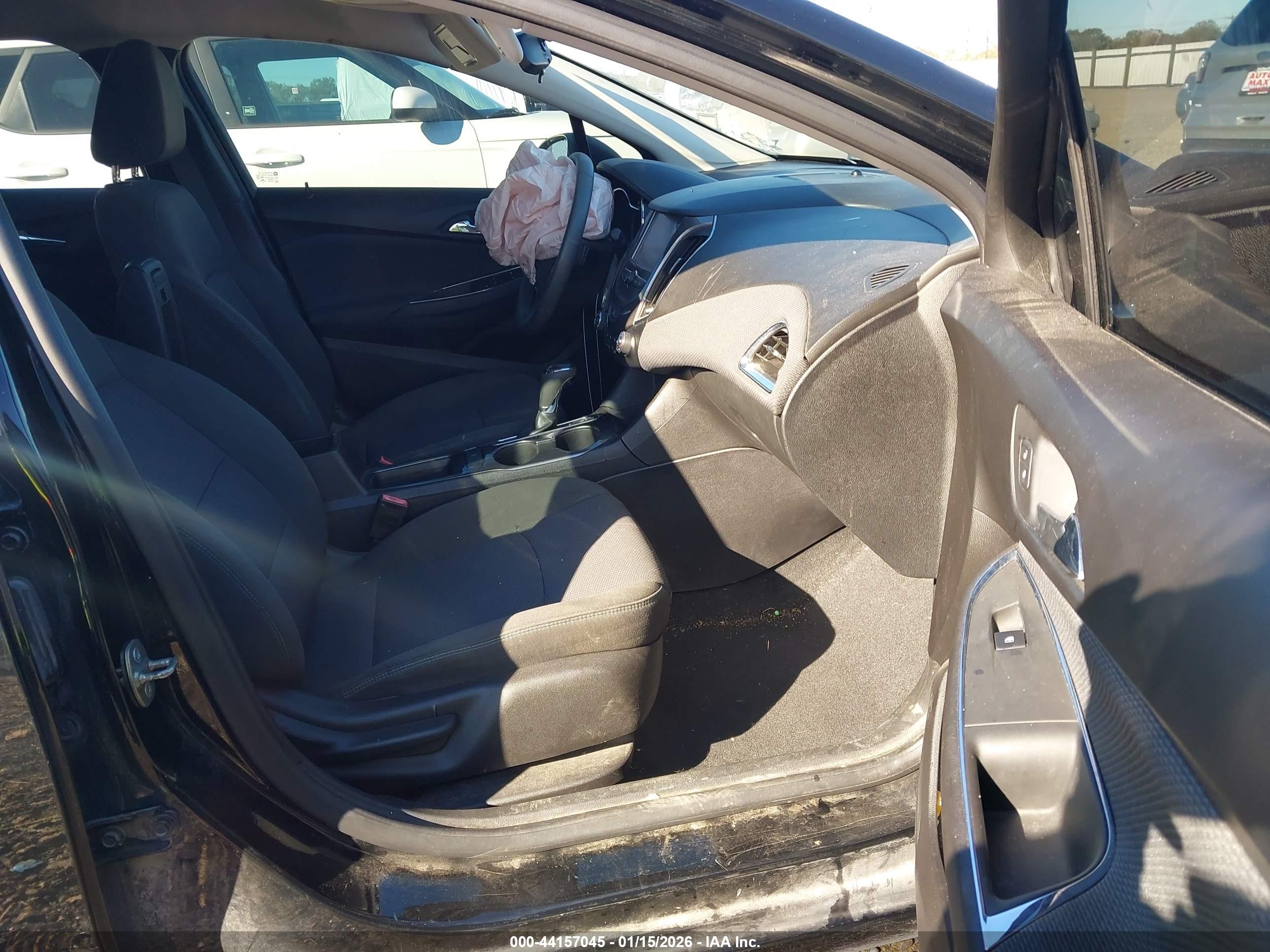 CHEVROLET CRUZE image 5