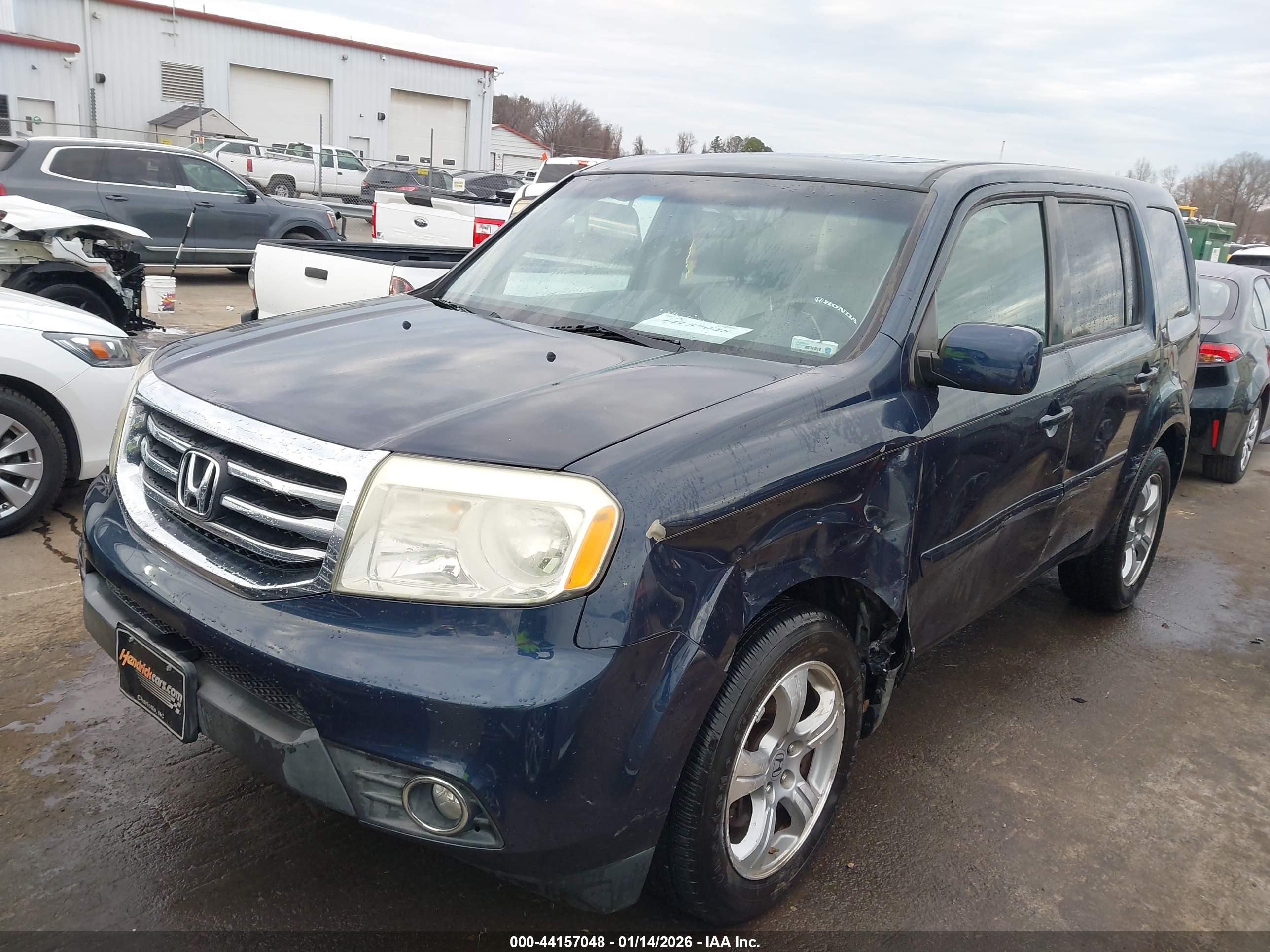 HONDA PILOT image 2