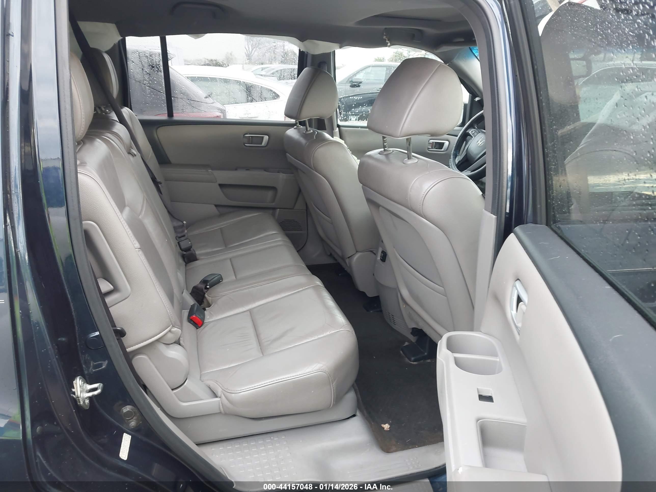HONDA PILOT image 8