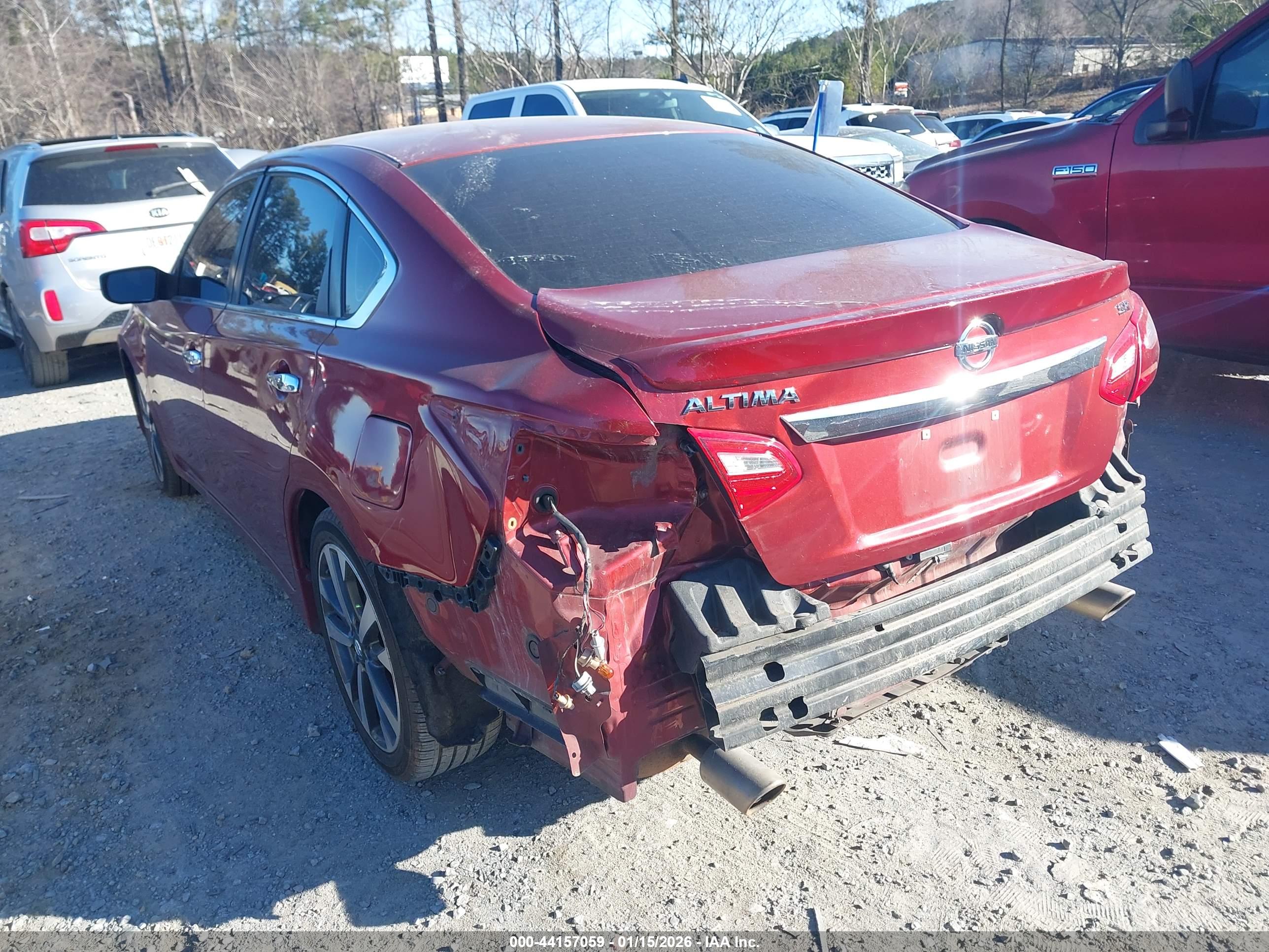 NISSAN ALTIMA image 3