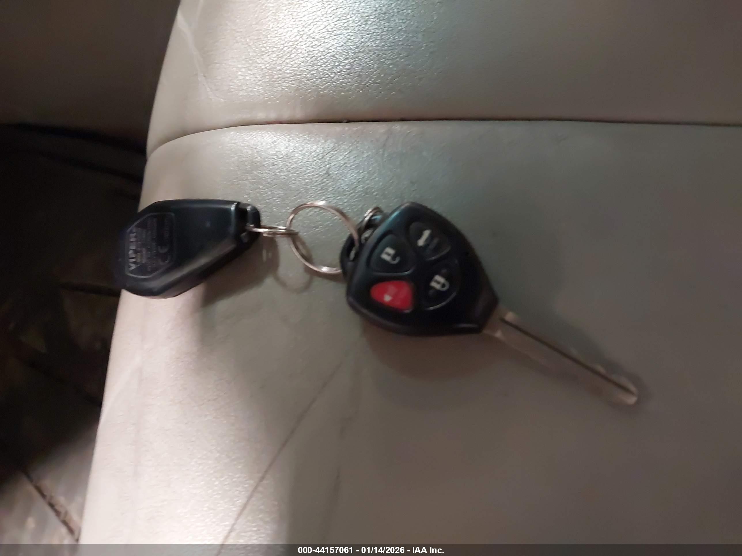 TOYOTA CAMRY image 11