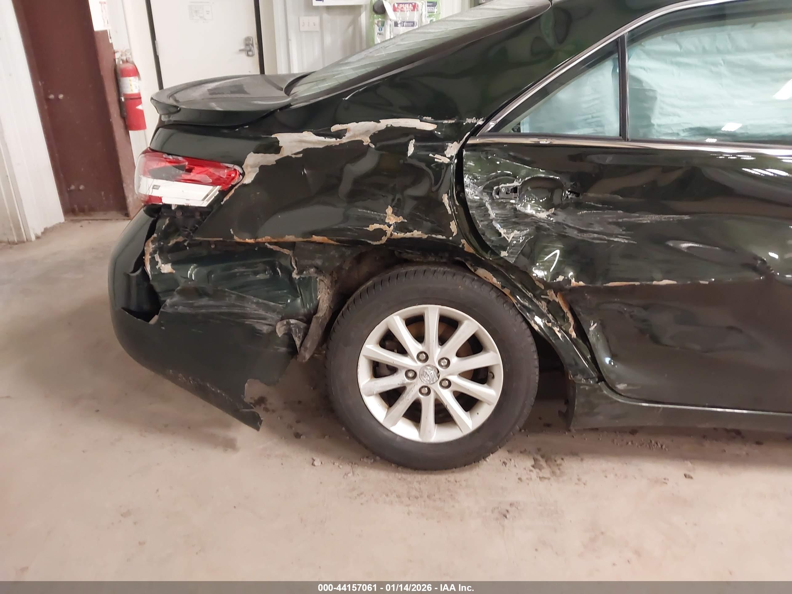 TOYOTA CAMRY image 6