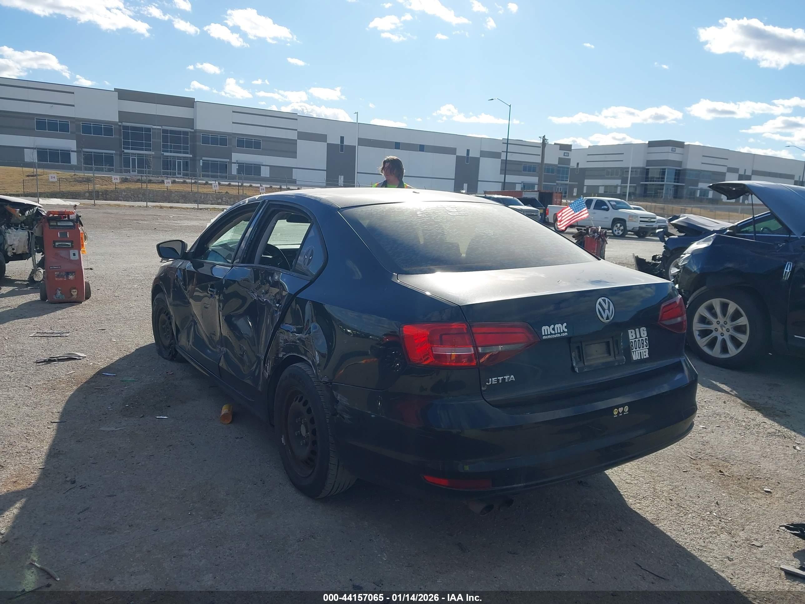 VOLKSWAGEN JETTA image 3