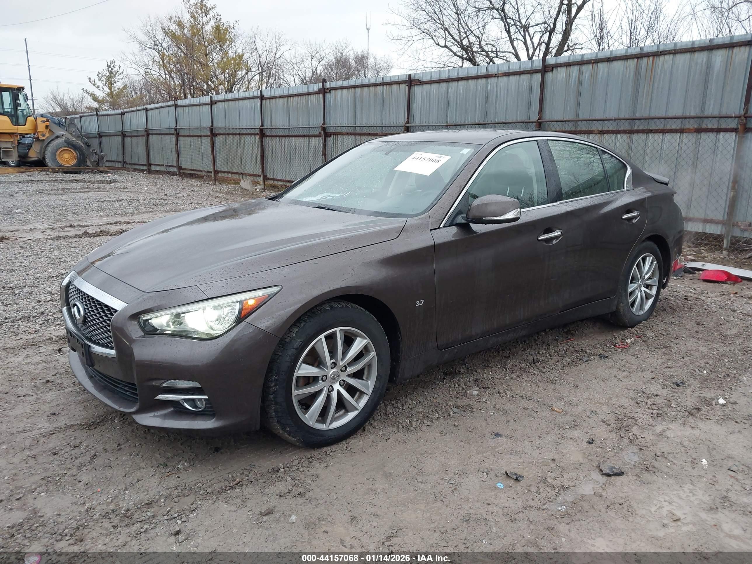 INFINITI Q50 image 2