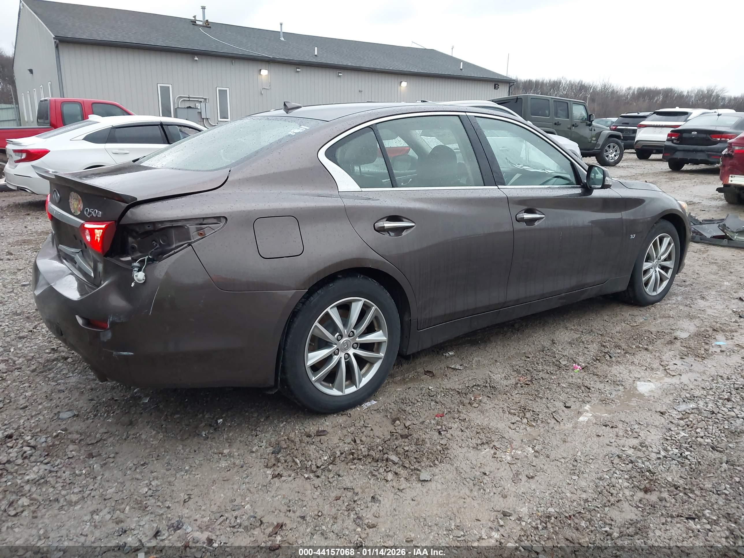 INFINITI Q50 image 4