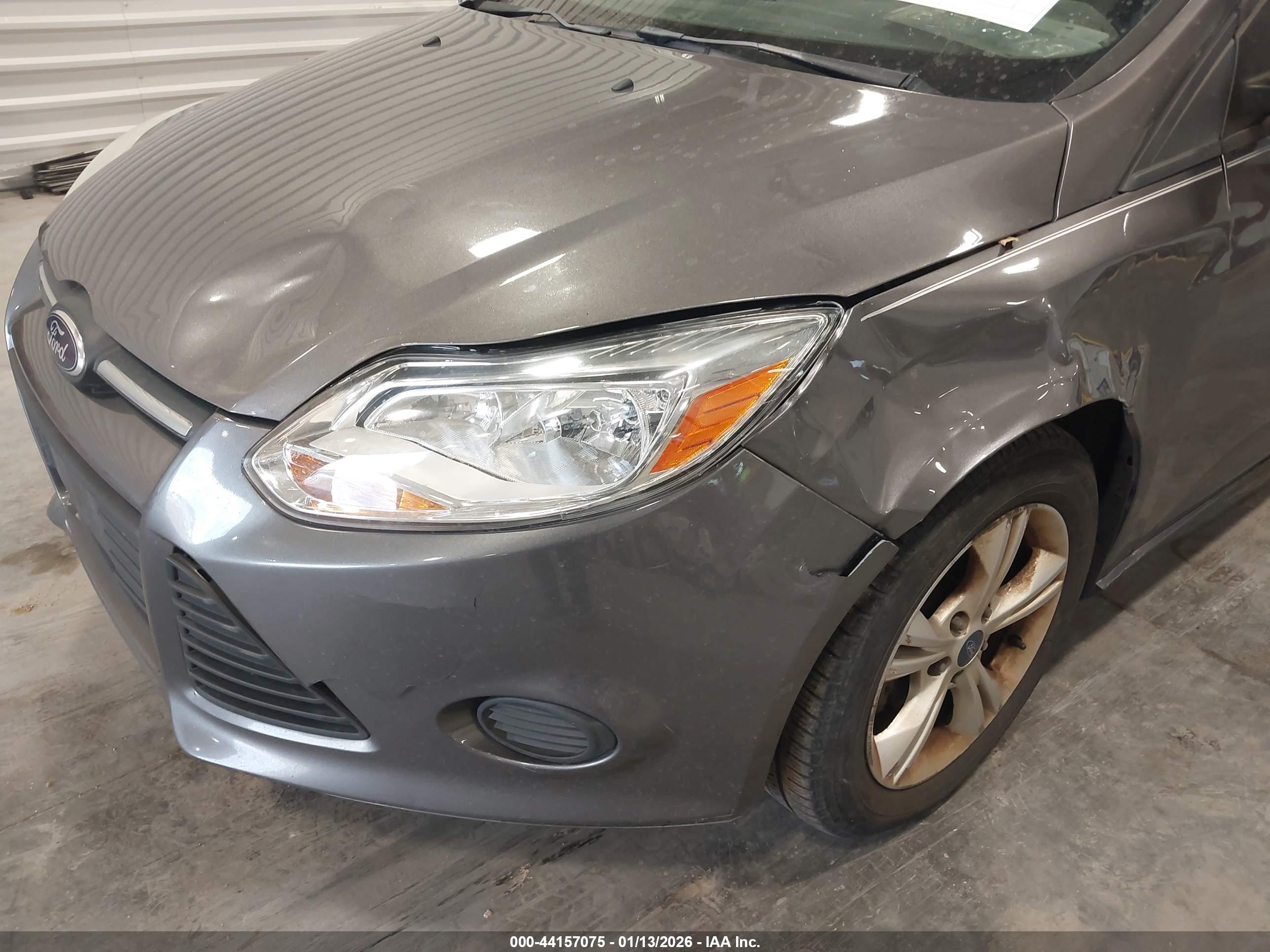 FORD FOCUS image 6