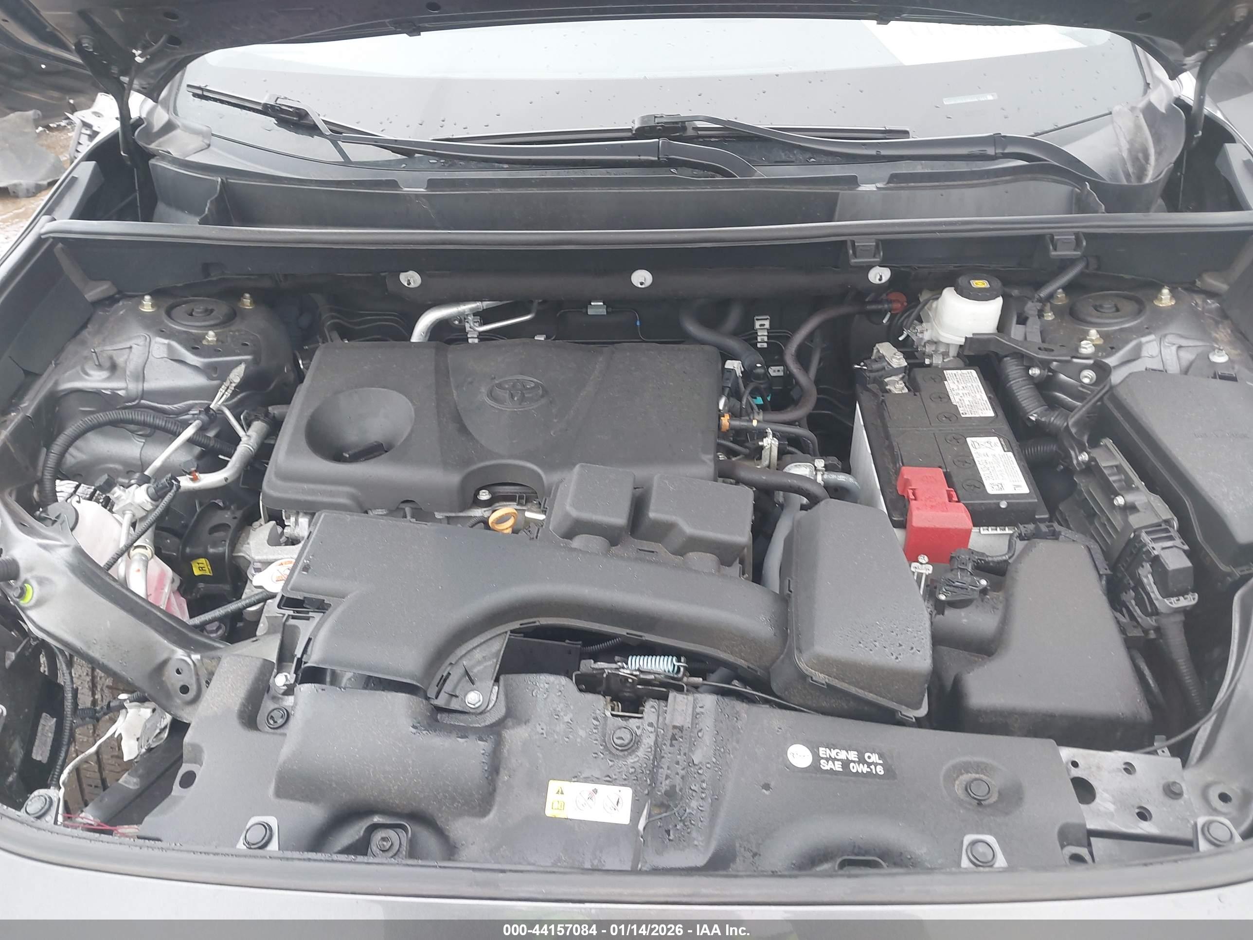 TOYOTA RAV4 image 10