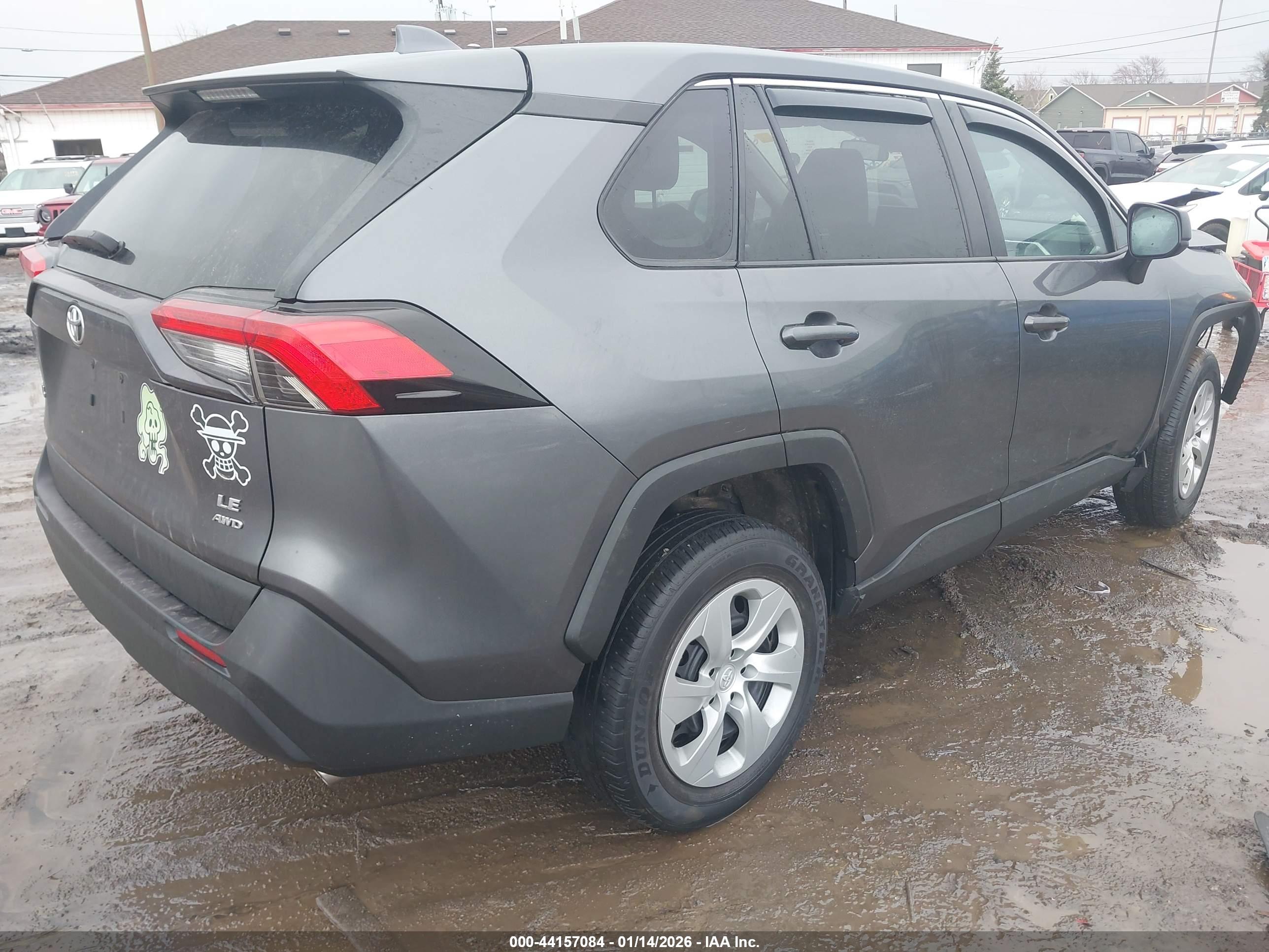 TOYOTA RAV4 image 4