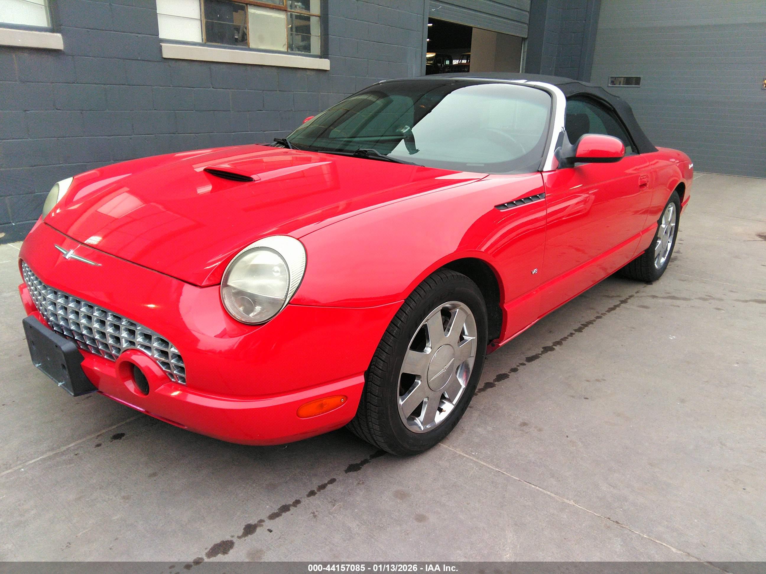 FORD THUNDERBIRD image 2
