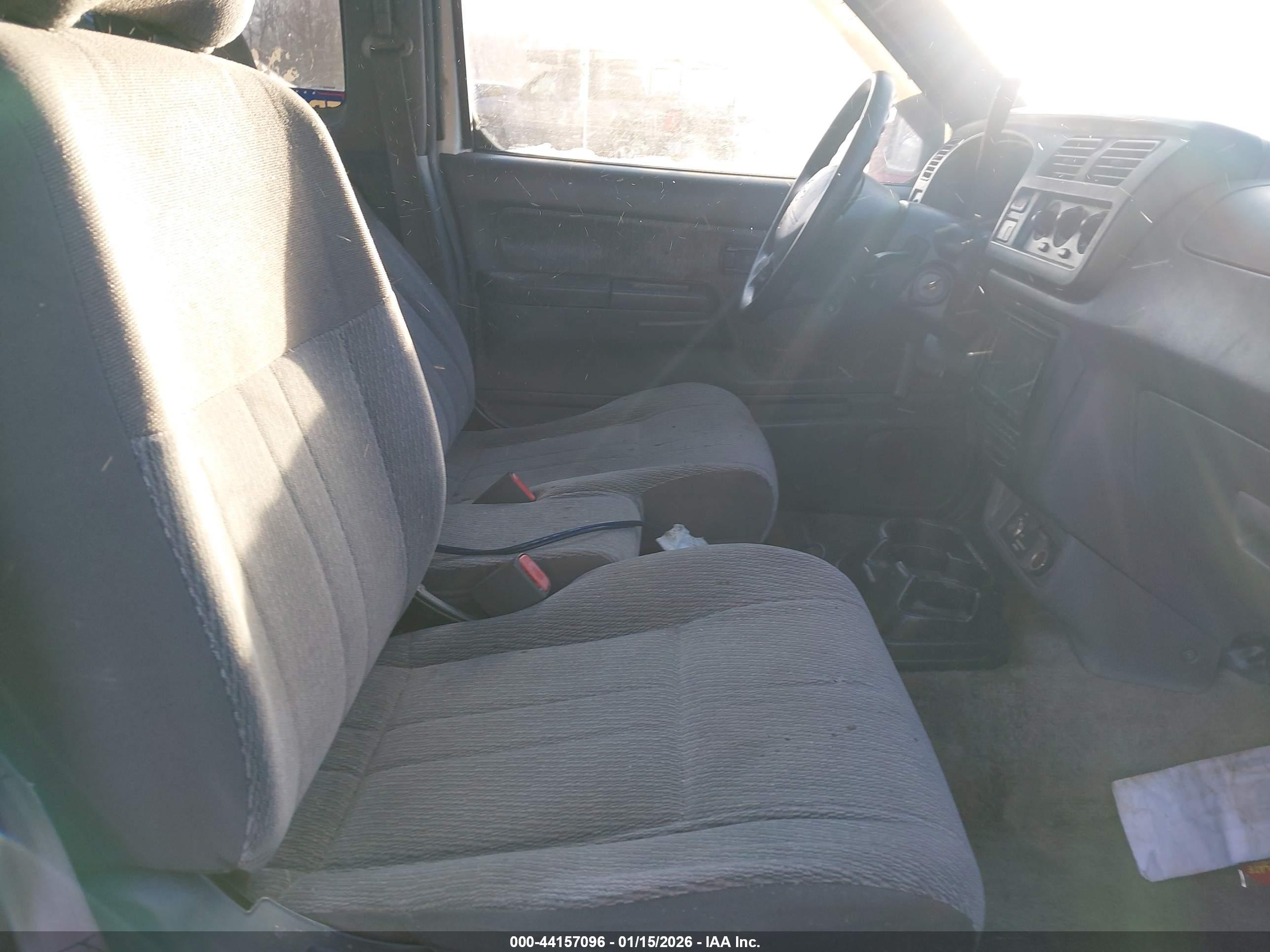 NISSAN FRONTIER image 5