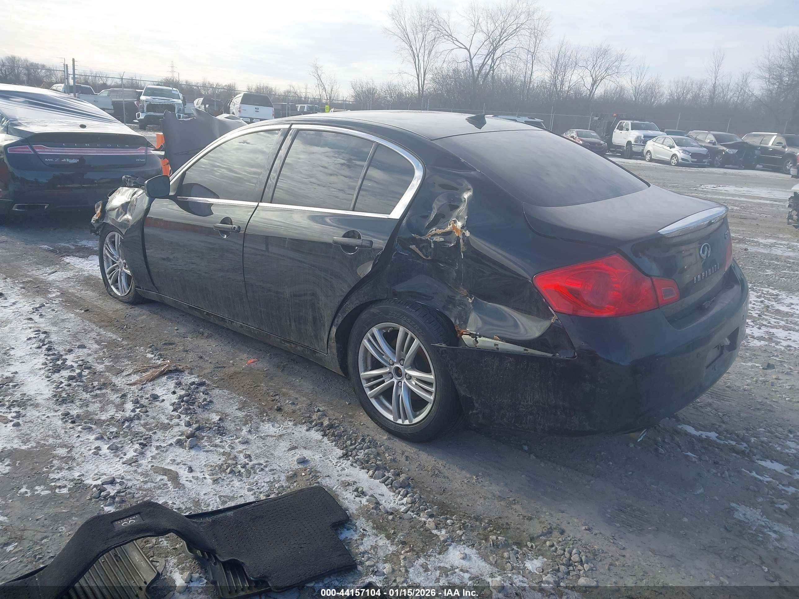INFINITI G37X image 3