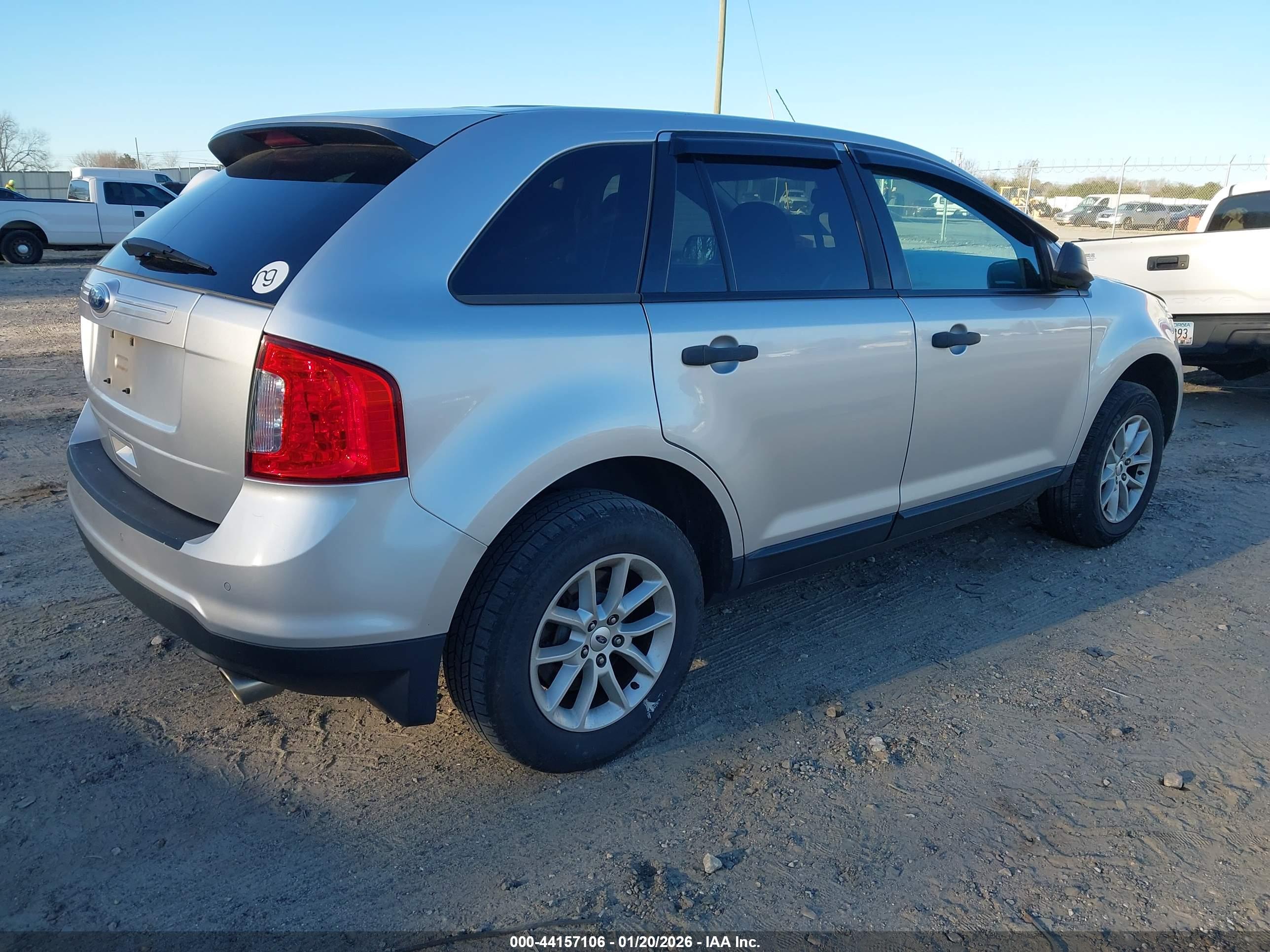 FORD EDGE image 4