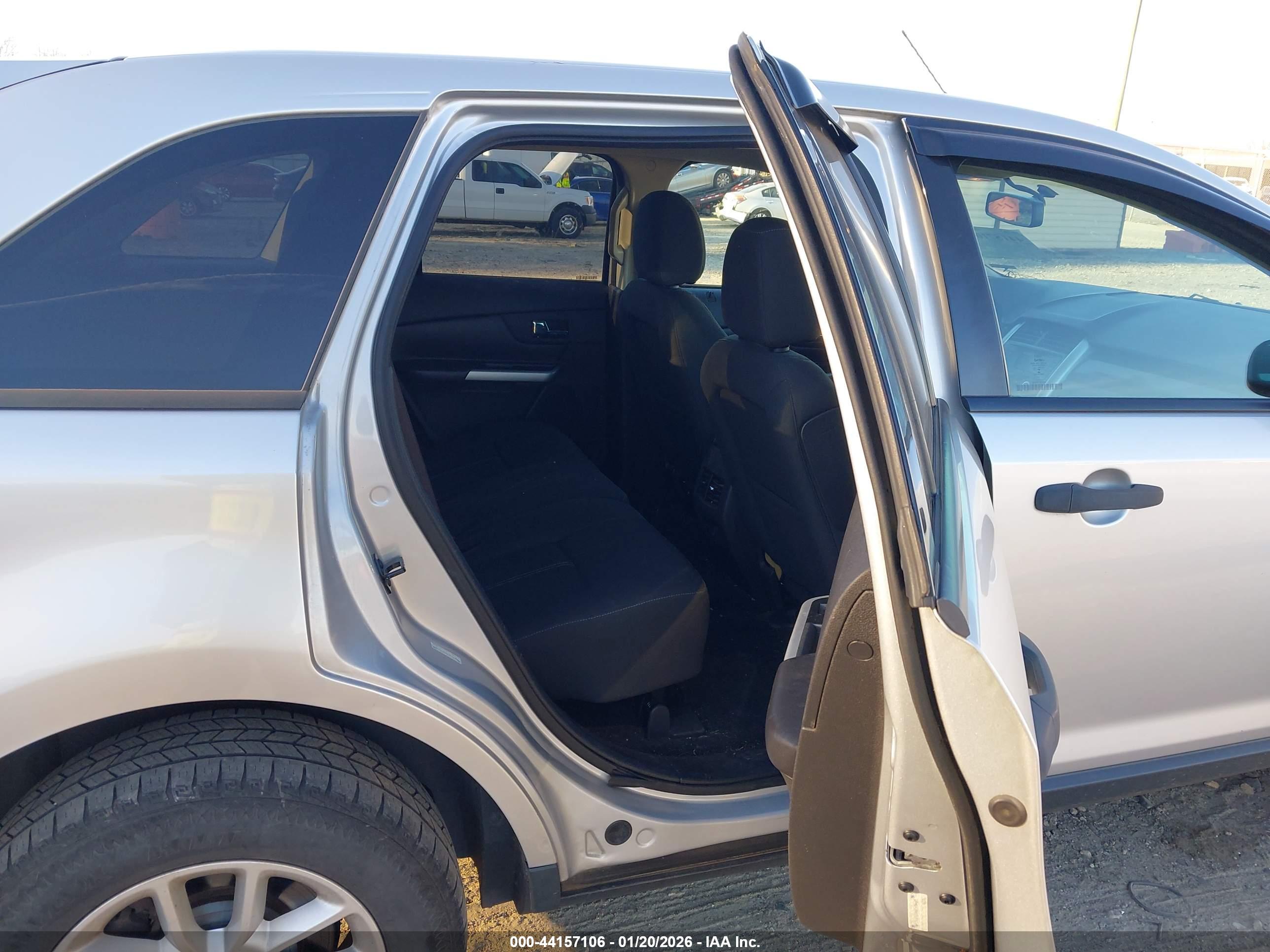 FORD EDGE image 8