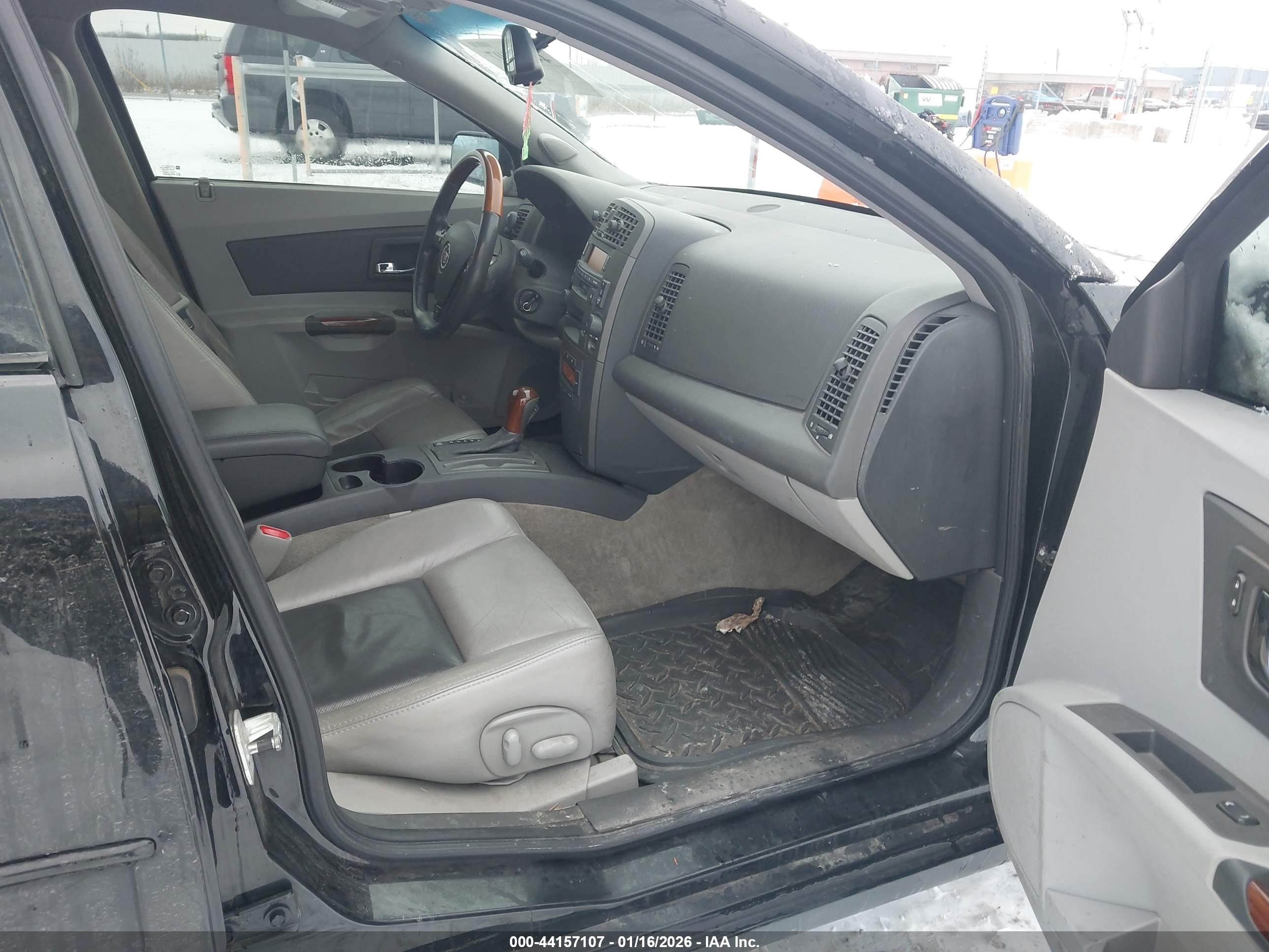 CADILLAC CTS image 5
