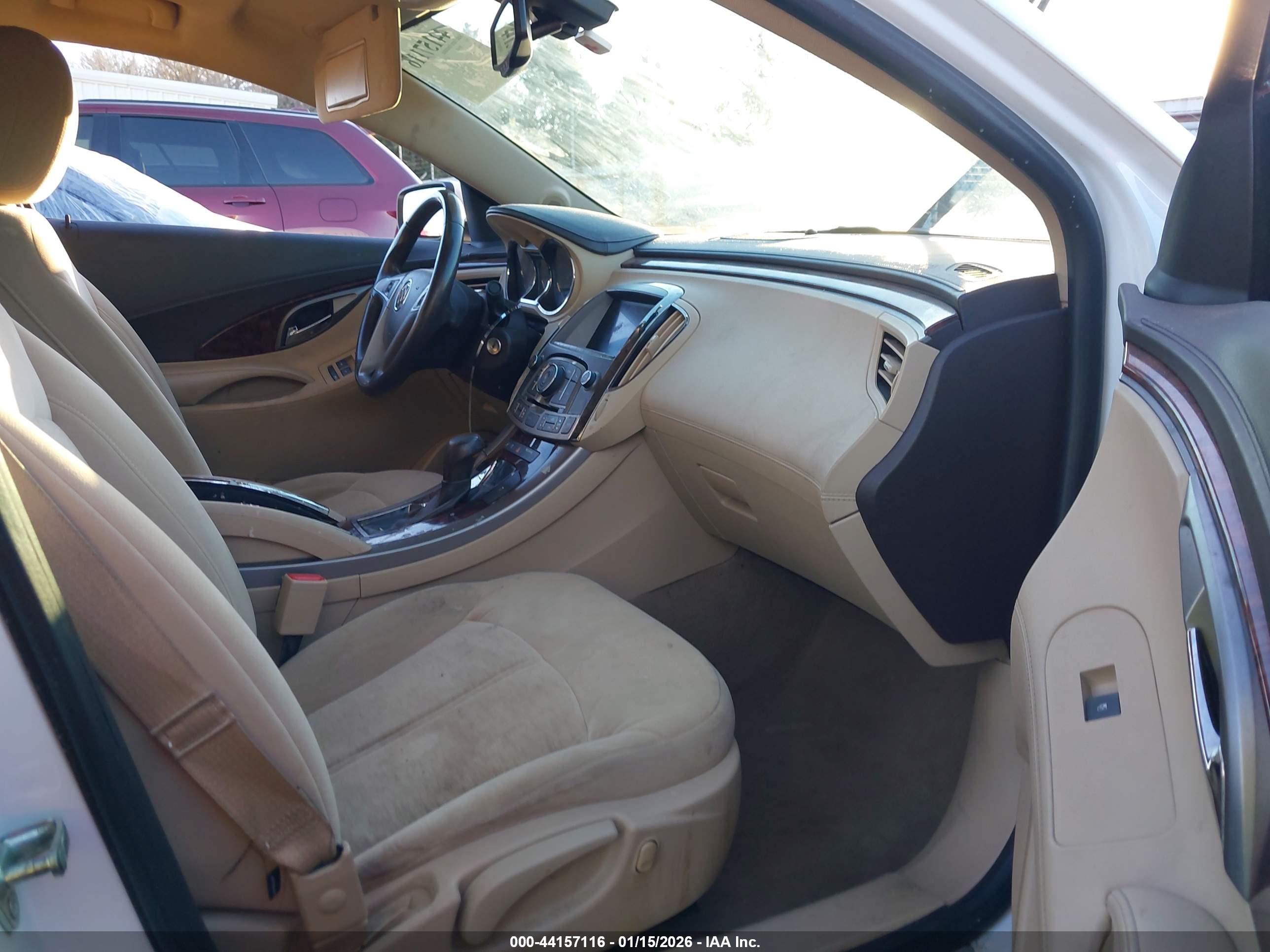 BUICK LACROSSE image 5