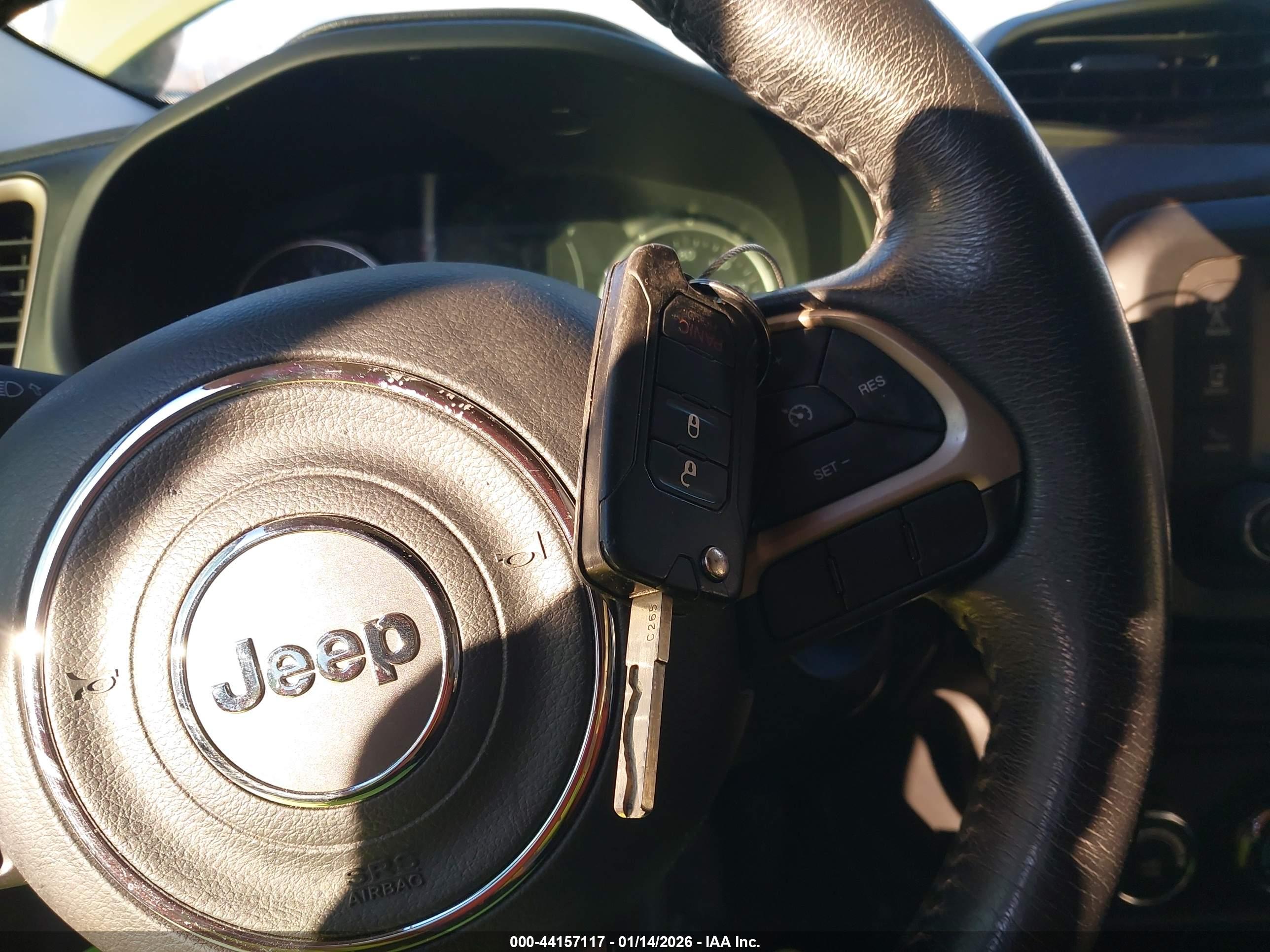 JEEP RENEGADE image 11