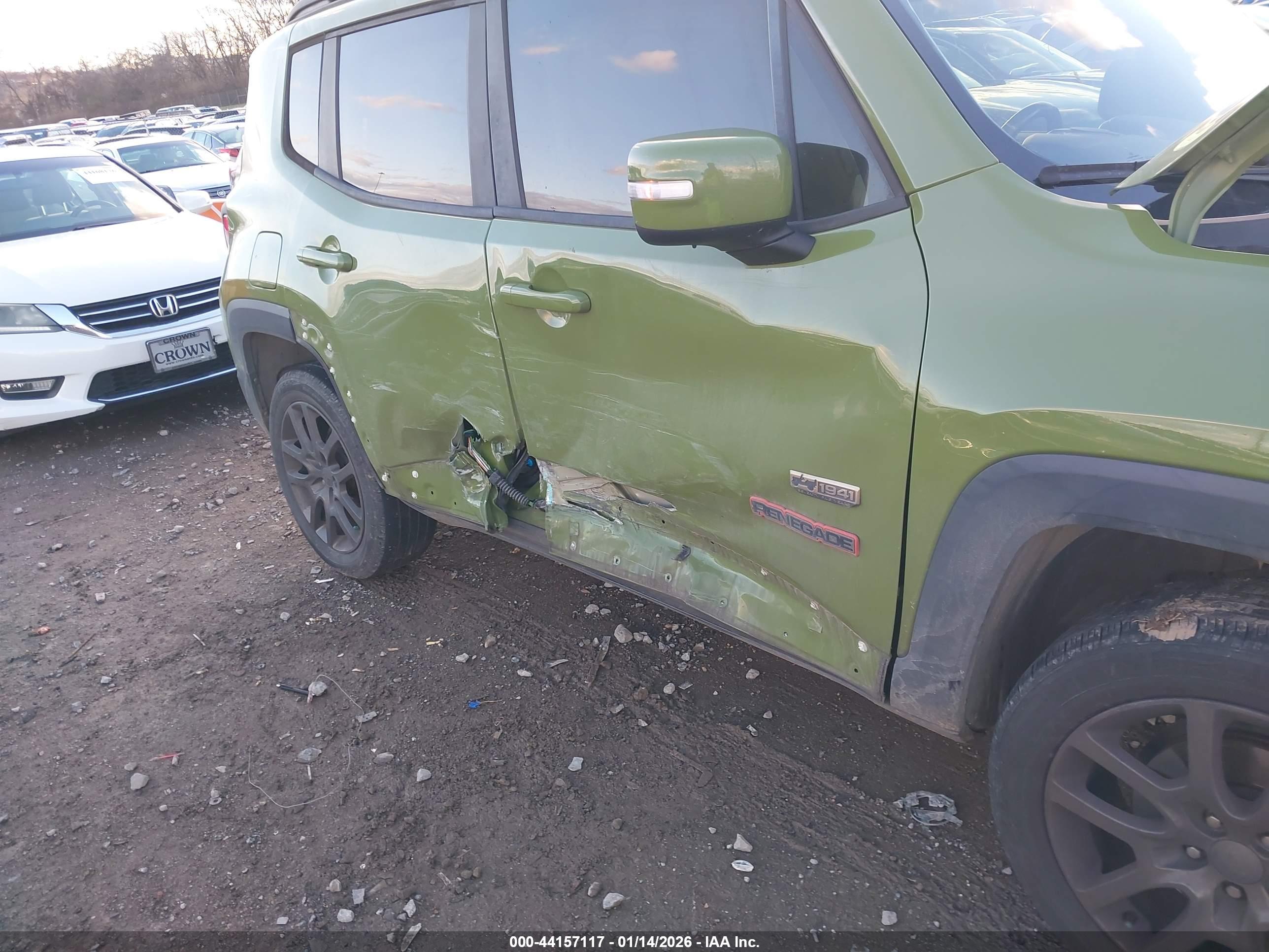 JEEP RENEGADE image 6