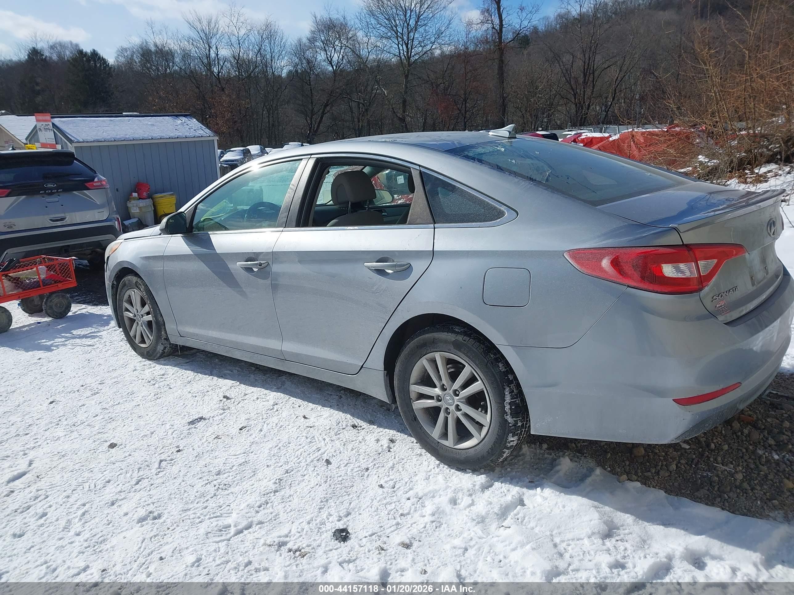 HYUNDAI SONATA image 3