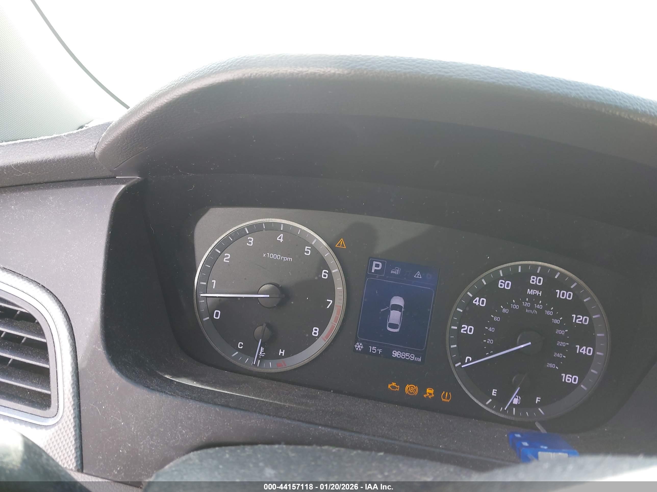 HYUNDAI SONATA image 7