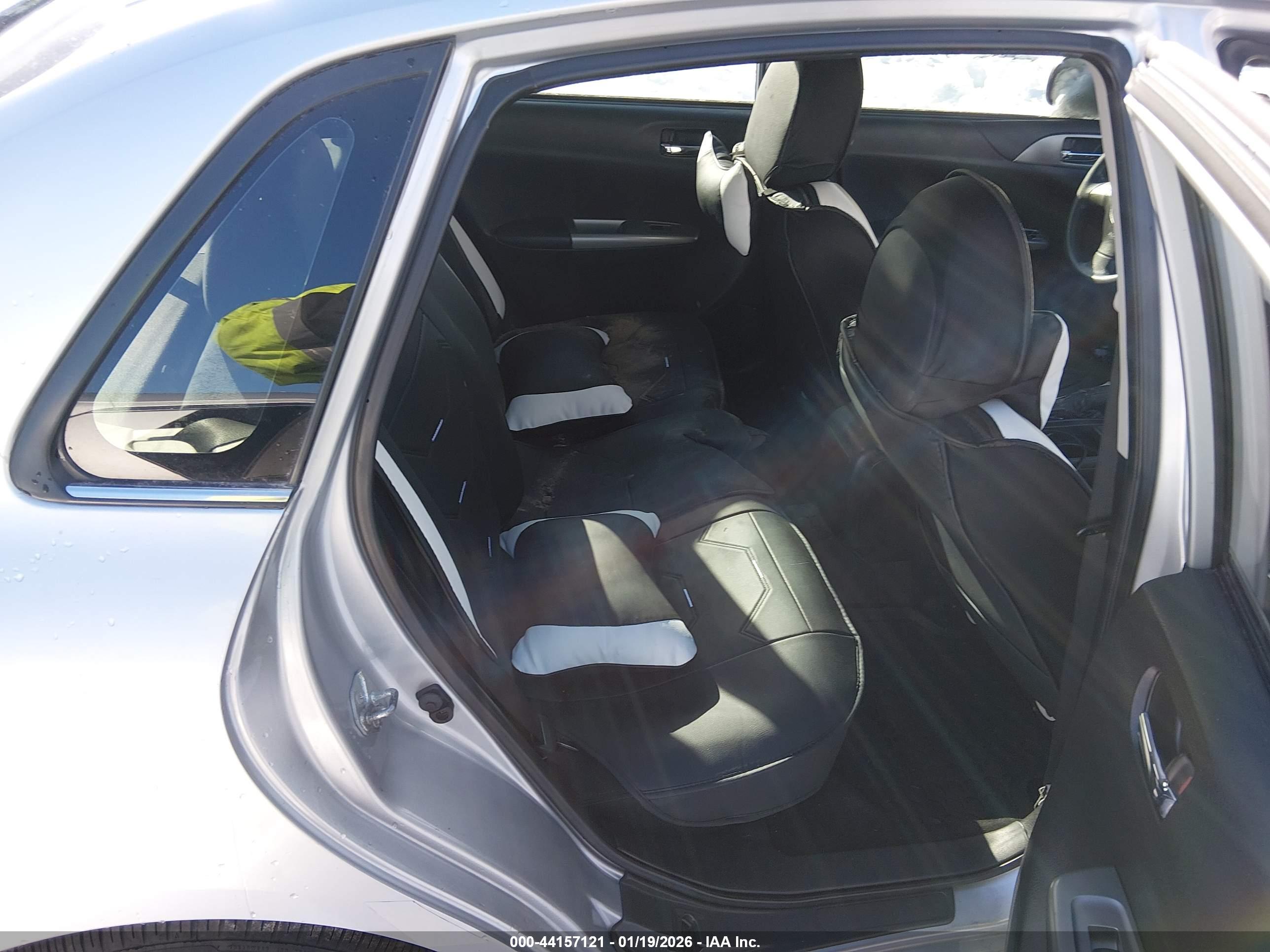 SUBARU IMPREZA image 8