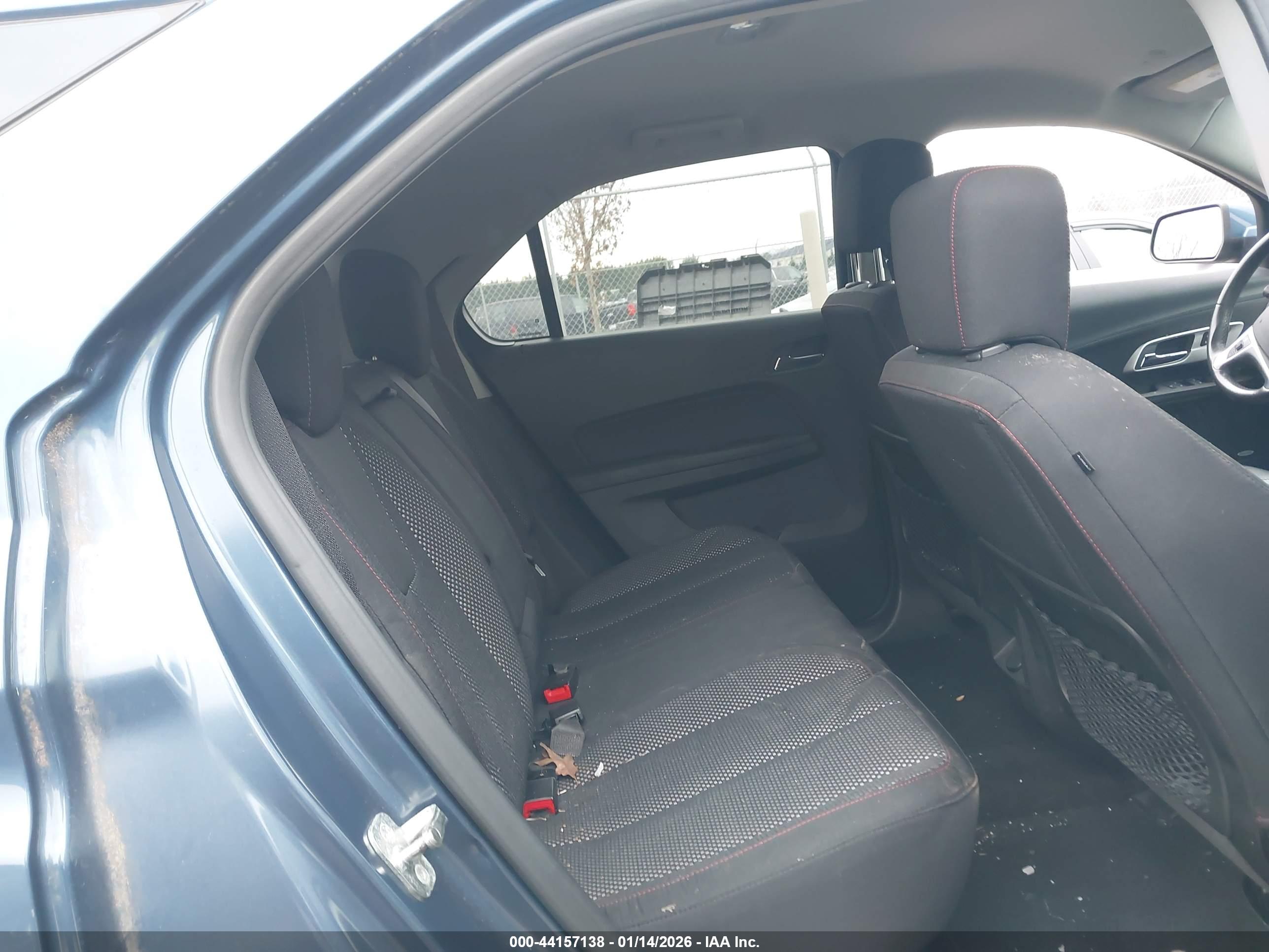CHEVROLET EQUINOX image 8